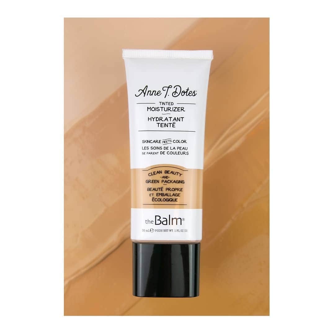 the Balmのインスタグラム：「Anne T. Dotes Tinted Moisturizer is made with clean ingredients like Jojoba oil and vitamin E derived from Sunflower plants. She will keep your skin feeling fresh and hyrdated all day (without the oiliness) 💯 bonus: Great for all skin types  #thebalm #thebalmcosmetics #cleanbeauty #glam #makeup #beauty #complexion」