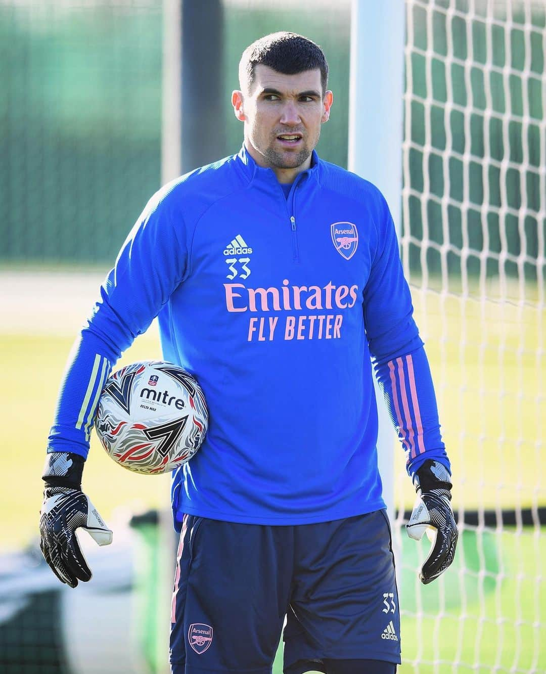 アーセナルFCさんのインスタグラム写真 - (アーセナルFCInstagram)「First training session with the Arsenal ✅⁠⠀ ⁠⠀ #Arsenal #Ryan #training #EmiratesFACup」1月23日 1時07分 - arsenal