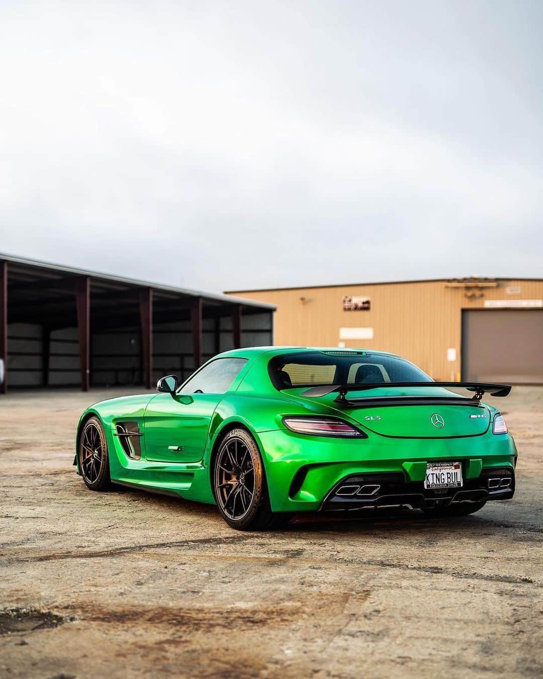 CarsWithoutLimitsさんのインスタグラム写真 - (CarsWithoutLimitsInstagram)「Mercedes SLS AMG Black Series Photos @californiaexoticsdaily  #CarsWithoutLimits」1月23日 1時26分 - carswithoutlimits