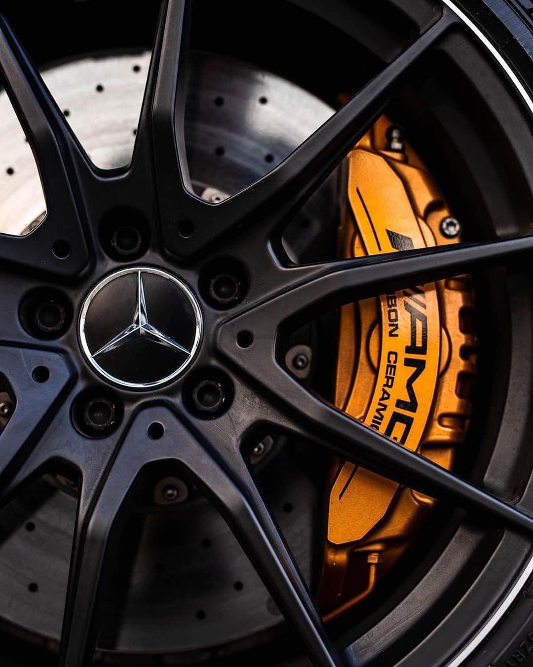 CarsWithoutLimitsさんのインスタグラム写真 - (CarsWithoutLimitsInstagram)「Mercedes SLS AMG Black Series Photos @californiaexoticsdaily  #CarsWithoutLimits」1月23日 1時26分 - carswithoutlimits