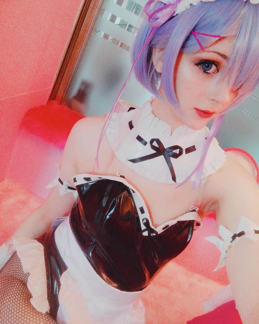Hirari Ann（ヒラリー アン）さんのインスタグラム写真 - (Hirari Ann（ヒラリー アン）Instagram)「Remu remu remu remu 💕🥰 Have you guys been watching the new episodes of #rezero ?  I really like the witch characters 😋」1月23日 1時34分 - hirariann