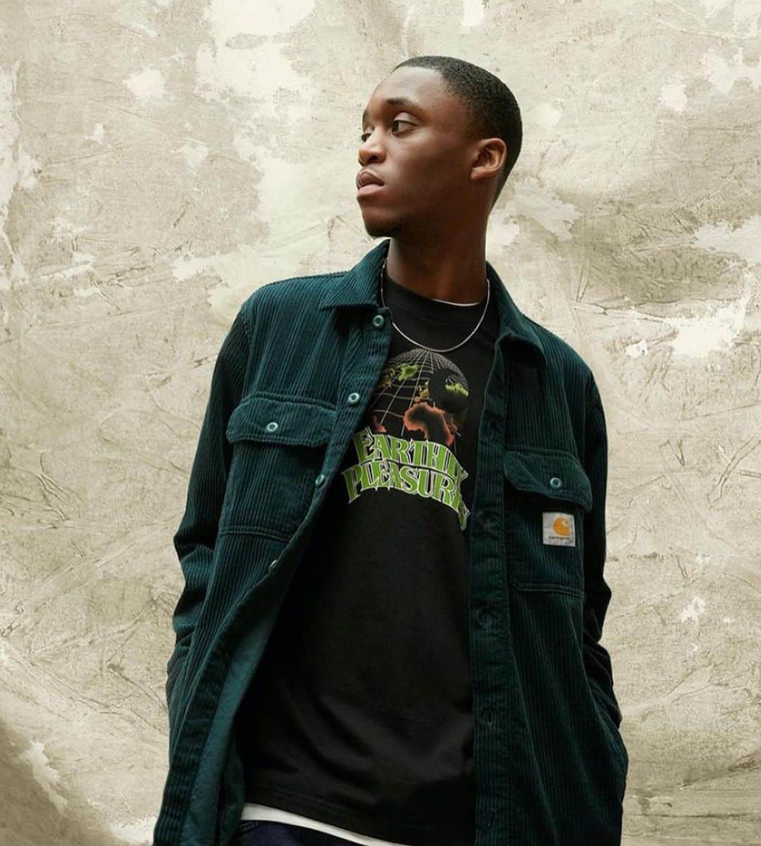 カーハートのインスタグラム：「Spring / Summer 21 Lookbook.   Explore what’s to come in both our men’s & women’s collection.   📸 @nicola_roman_walbeck  #CarharttWIP」