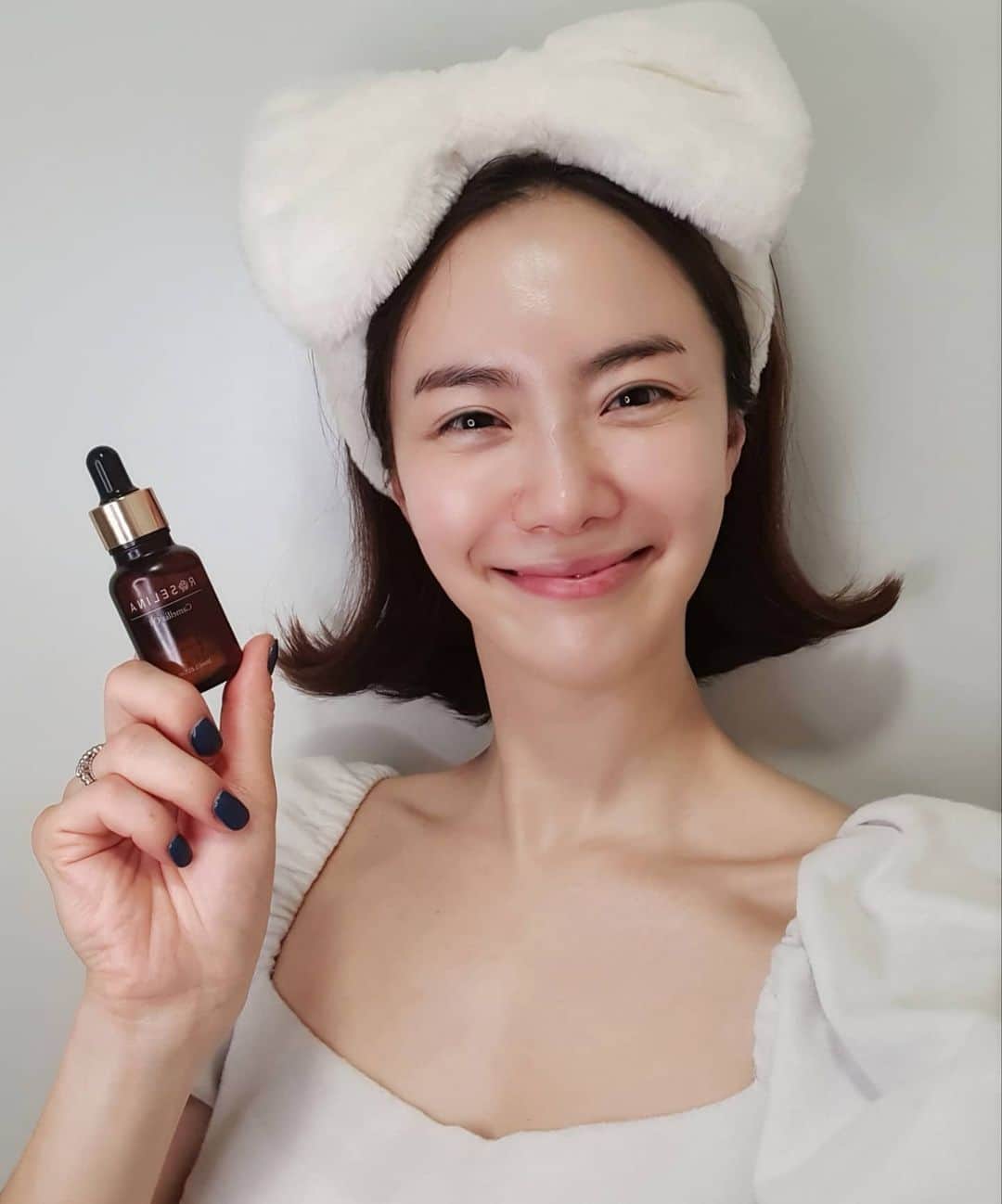 のインスタグラム：「잘자👋」