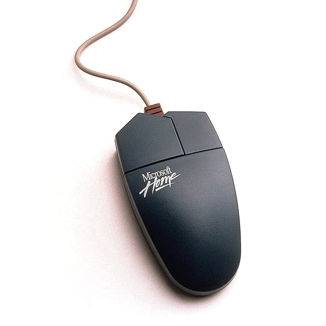 Microsoftのインスタグラム：「The mid-1990s Microsoft Home Mouse was originally designed to mimic the shape of a house, with roof-shaped keys and a chimneylike cord connection. “The ideal mouse for everyone in your home.”」