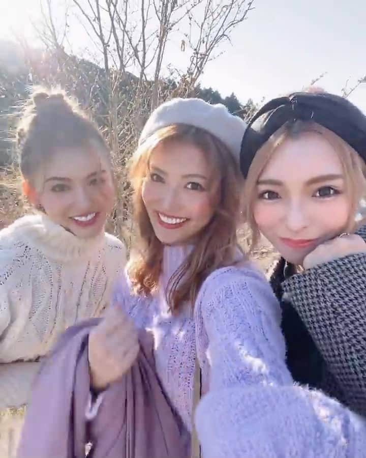 CYBERJAPAN Staffのインスタグラム：「#repost @cjd_mika  サイバージャパン公式YouTube 『あざかわ』企画アップされました💖😝🍭 今回は流行りの ”あざと可愛い“ に挑戦🍓 ひゃ〜〜照 是非見てね〜っ)^o^( ▶️ https://youtu.be/msHiduBJY_8 #cyberjapan #cyberjapandancers #youtube #サイバージャパン #サイバージャパンダンサーズ」