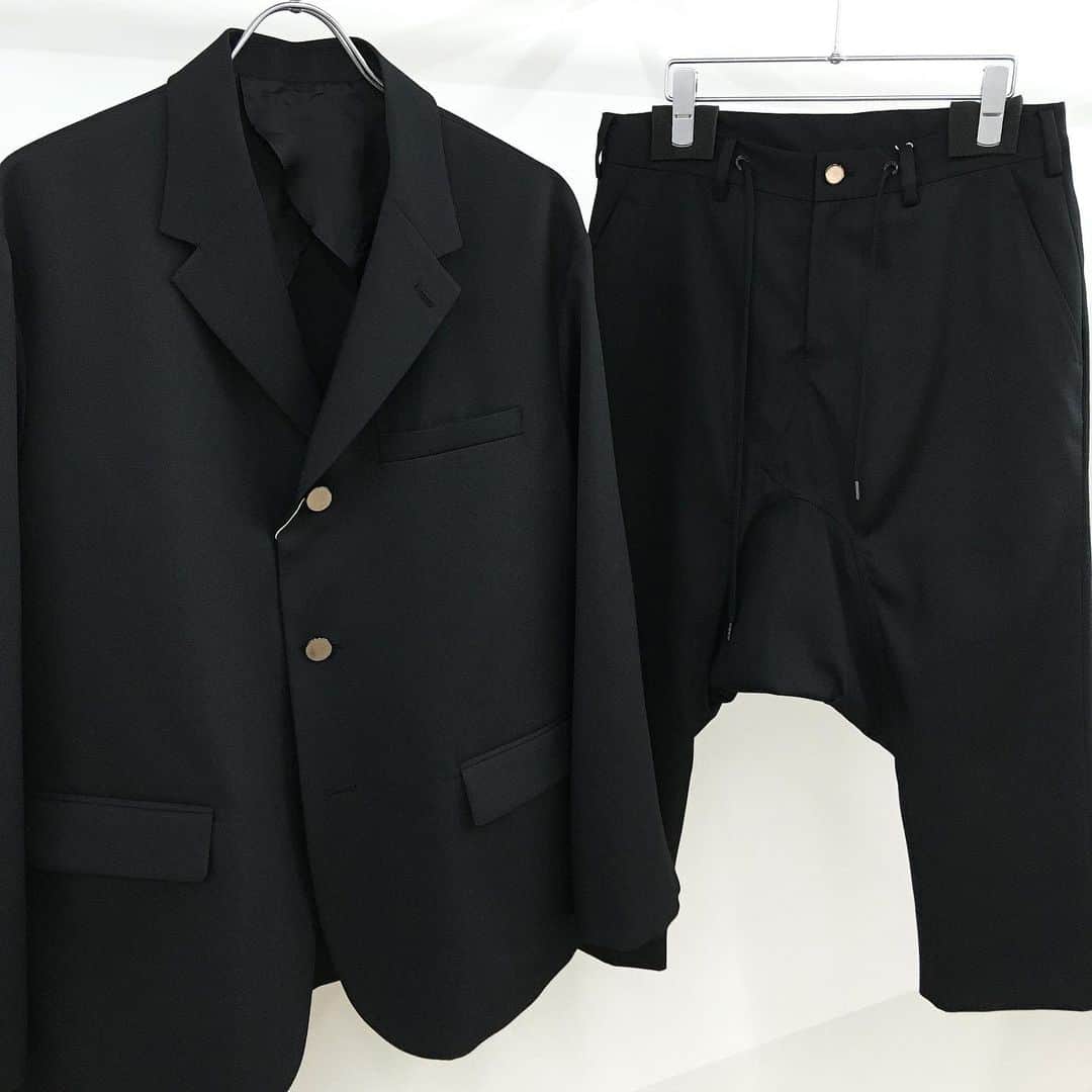 エリミネイターさんのインスタグラム写真 - (エリミネイターInstagram)「21SS FUMITO GANRYU 1st Delivery has arrived at ELIMINATOR. . ▪︎Mods Soutiencoller Coat ▪︎Mods Shirt ▪︎Flattened Jacket ▪︎Sarrouel Slacks Pant ▪︎Deformed 5-pocket Tapared Denim . #fumitoganryu #ganryu #ss21 #21ss #ss21collection #military #art #function #newcollection #eliminator #tokyo #daikanyama #mensfashion #menswear #mensselectshop #highsnobiety #instastyle #instafashion #japanesedesigner #fashion #highfashion」1月23日 12時57分 - eliminator_tokyo