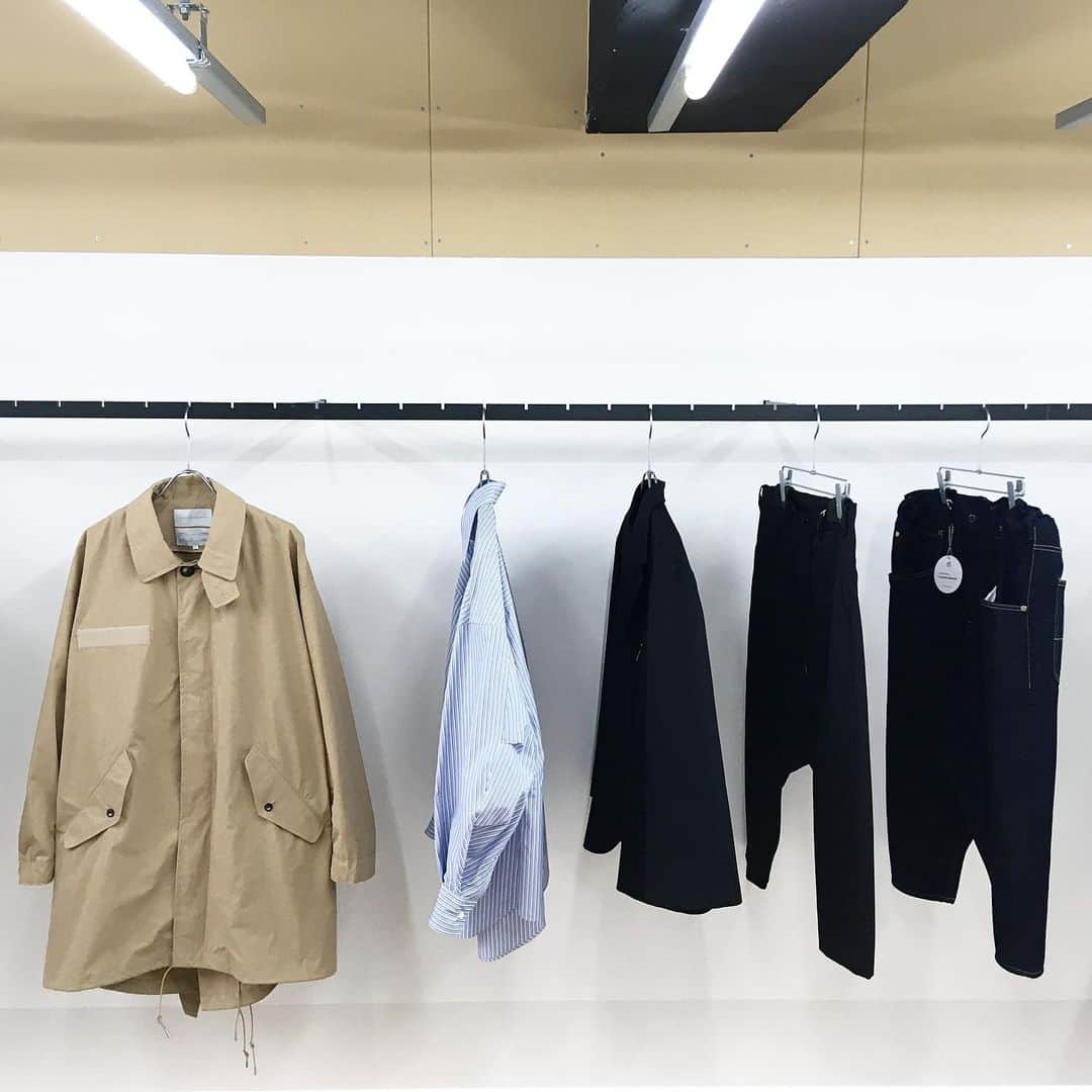 のインスタグラム：「21SS FUMITO GANRYU 1st Delivery has arrived at ELIMINATOR. . ▪︎Mods Soutiencoller Coat ▪︎Mods Shirt ▪︎Flattened Jacket ▪︎Sarrouel Slacks Pant ▪︎Deformed 5-pocket Tapared Denim . #fumitoganryu #ganryu #ss21 #21ss #ss21collection #military #art #function #newcollection #eliminator #tokyo #daikanyama #mensfashion #menswear #mensselectshop #highsnobiety #instastyle #instafashion #japanesedesigner #fashion #highfashion」