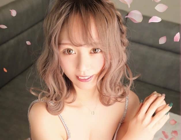 神出鬼没の【キャバ図鑑】のインスタグラム
