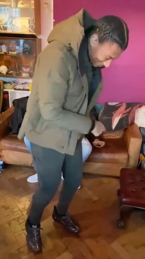 ルディメンタルのインスタグラム：「#BeTheOneSkank 🔥🔥🔥 @pyr3xliving  Post your videos to Instagram & TikTok with #BeTheOneSkank - best one wins the ultimate garage pack.  @morganconniesmith @theonlytike」
