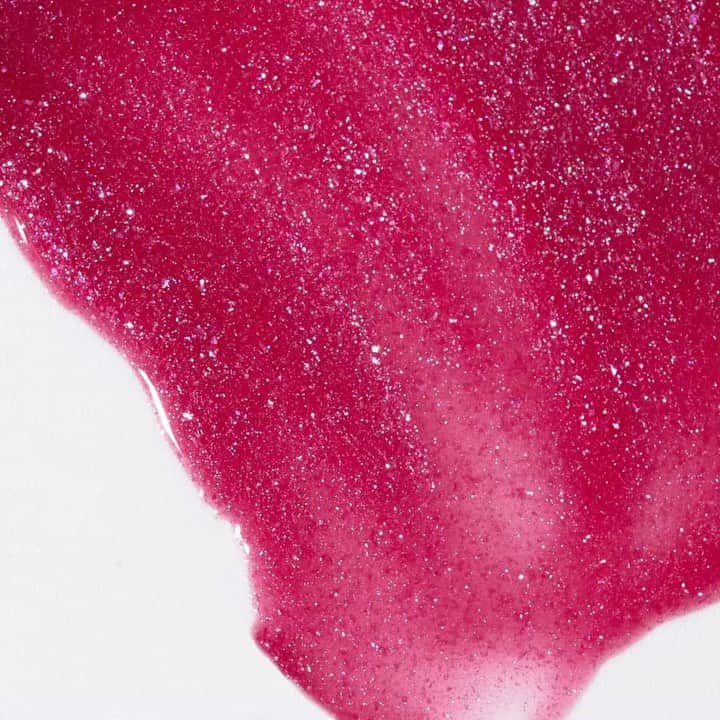 Motives Cosmeticsのインスタグラム：「8 shades of glaze-y goodness with all the shine and never the sticky. ✨ Visit our site to add our dreamy Liquid Lip Glazes to your collection 💋」
