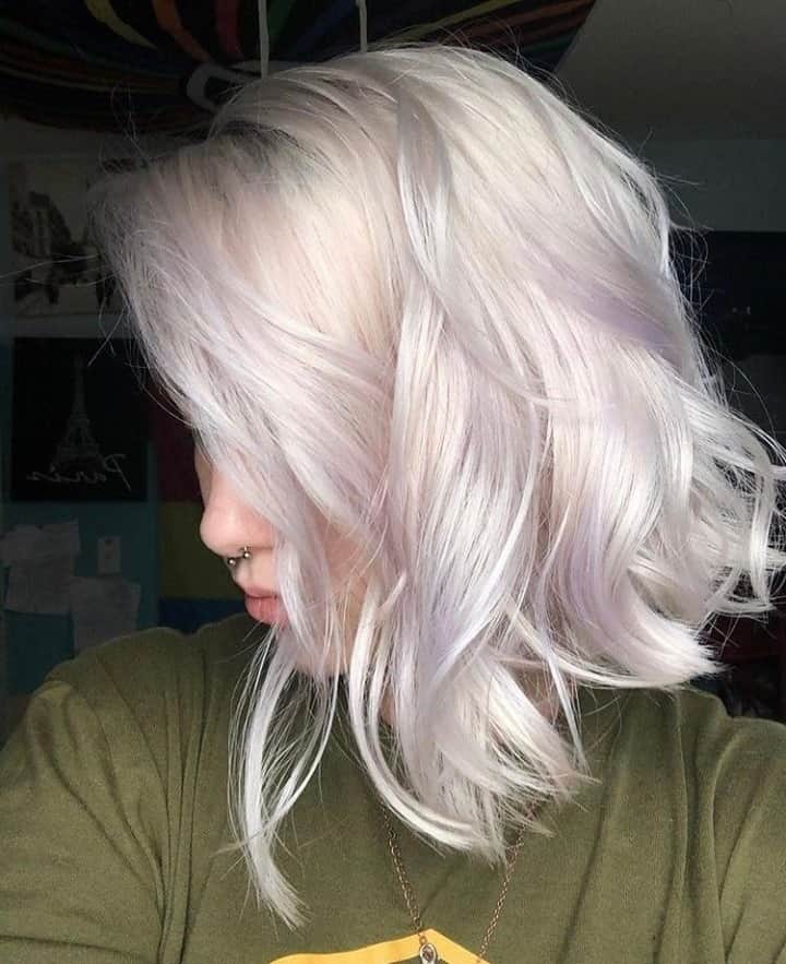 CosmoProf Beautyさんのインスタグラム写真 - (CosmoProf BeautyInstagram)「Happy Fri-yay! To celebrate, here's our top #BigBottleSale pick of the day!💜 ⁣ ⁣ To maintain platinum blonde hair color, ⁣ @haley_jo_griffin used Framesi Color Lover Dynamic Blonde Violet Shampoo to eliminate brassy, yellow tones.⁣ ⁣ SAVE up to 35% on Framesi Color Lover Dynamic Blonde Violet Shampoo this month during our Big Bottle Sale at Cosmo Prof! Don't forget, Same Day Delivery available. SHOP via #LinkInBio⁣ ⁣ #repost #framesi #framesicolor #cosmoprofbeauty #licensedtocreate #blondehair #blondespecialist #blondes #blonding #whitehair #whiteblonde #coolblonde #platinumhair #platinumblonde #icyblonde #iceblonde #winterhair」1月23日 6時30分 - cosmoprofbeauty