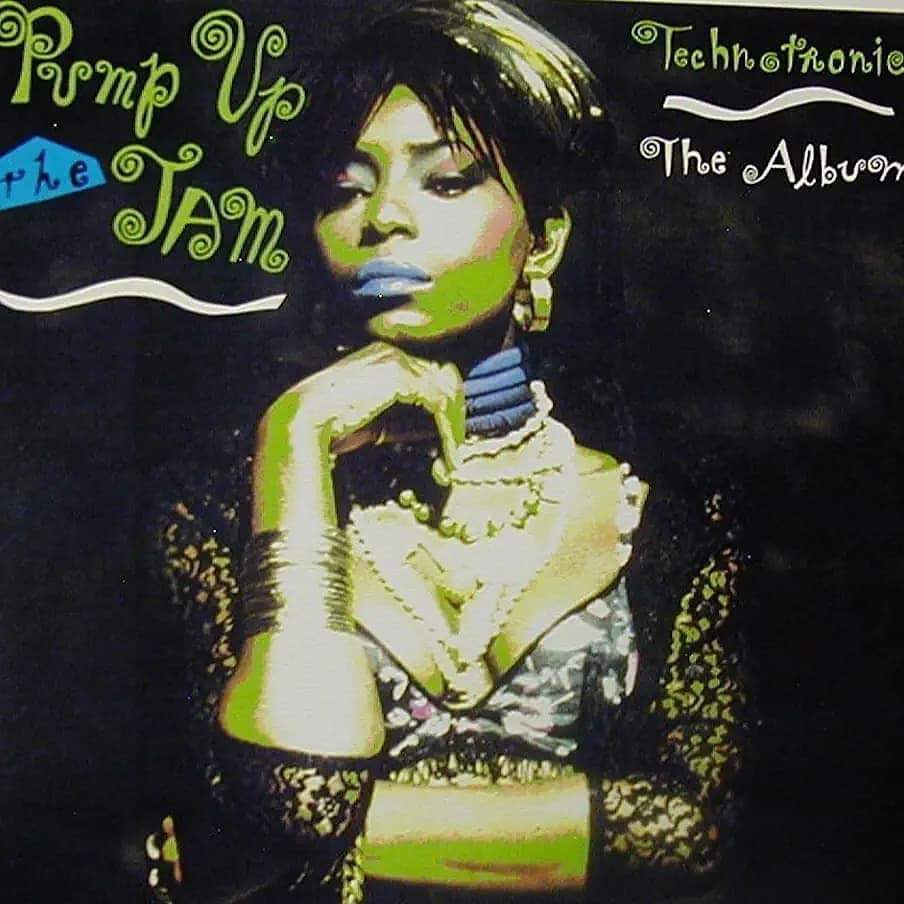のインスタグラム：「今日の一曲はTechnotronicで『Pump Up the Jam』です✨ アルバム「Pump Up the Jam」に収録。 ベルギーのユニット、テクノトロニック、1989年のヒット曲です✨ これ流行ってましたよね？ やっぱりテンションが上がる名曲だと思ってます👍 (№505) #歌舞伎 #中村松江 #technotronic #pumpupthejam」