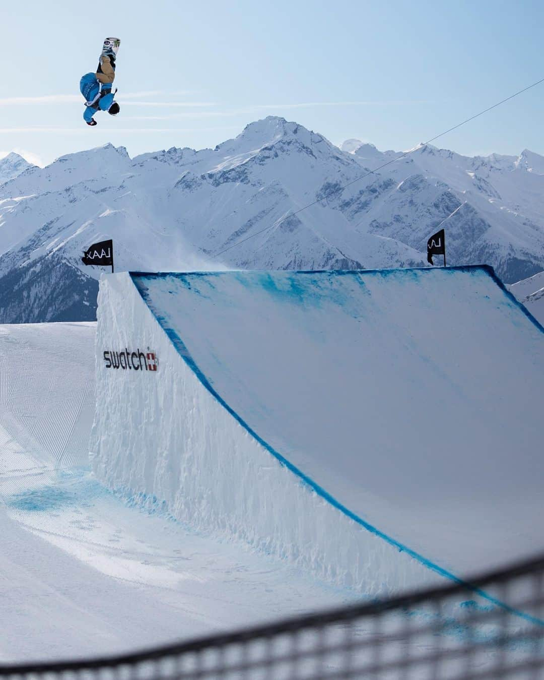 モンスターエナジーさんのインスタグラム写真 - (モンスターエナジーInstagram)「That 1-2 punch at #LAAXOPEN 👊👊 🥇 @JamieAnderson 🥈 @ZoiSynnott   #Snowboarding #Snowboard #Snow #Mountains #Adventure #LAAX #MonsterEnergy」1月23日 7時50分 - monsterenergy