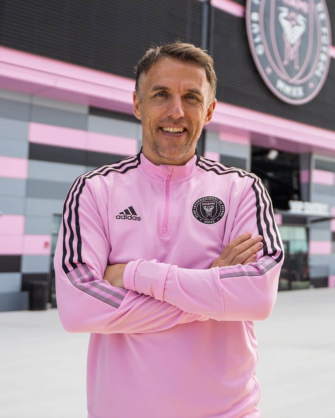 Major League Soccerさんのインスタグラム写真 - (Major League SoccerInstagram)「Looking good in pink, coach. 📷: @intermiamicf」1月23日 8時00分 - mls