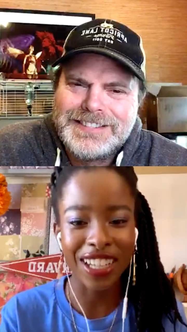 レイン・ウィルソンのインスタグラム：「A few months back on my special @SoulPancake quarantine Insta-Live show #HeyThereHuman I got to interview our beloved new youthful poet Laureate AMANDA GORMAN!!! @AmandaSCGorman !!! She is a ray of pure light. (AND A HUGE OFFICE FAN!!!!) Enjoy!! PLUS! More EXQUISITE and POWERFUL poetry!」