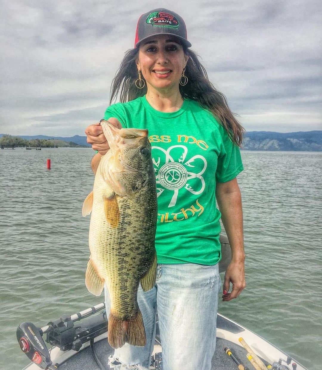 Filthy Anglers™のインスタグラム：「Filthy Female Friday! Can we all help out our friend Clara @crazyclara with a weight on this fish? She thinks she may have landed her PB but of course she forgot her scale! Give us your best guess in the comment section! Beautiful catch Clara, love the St. Patty’s old school T,  you are Certified Filthy www.filthyanglers.com #fishing #bassfishing #girlswhofish #girlsfishtoo #angler #bigbass #filthyanglers #hunting #icefishing #irish #monsterbass #bassdynasty #anglerapproved」