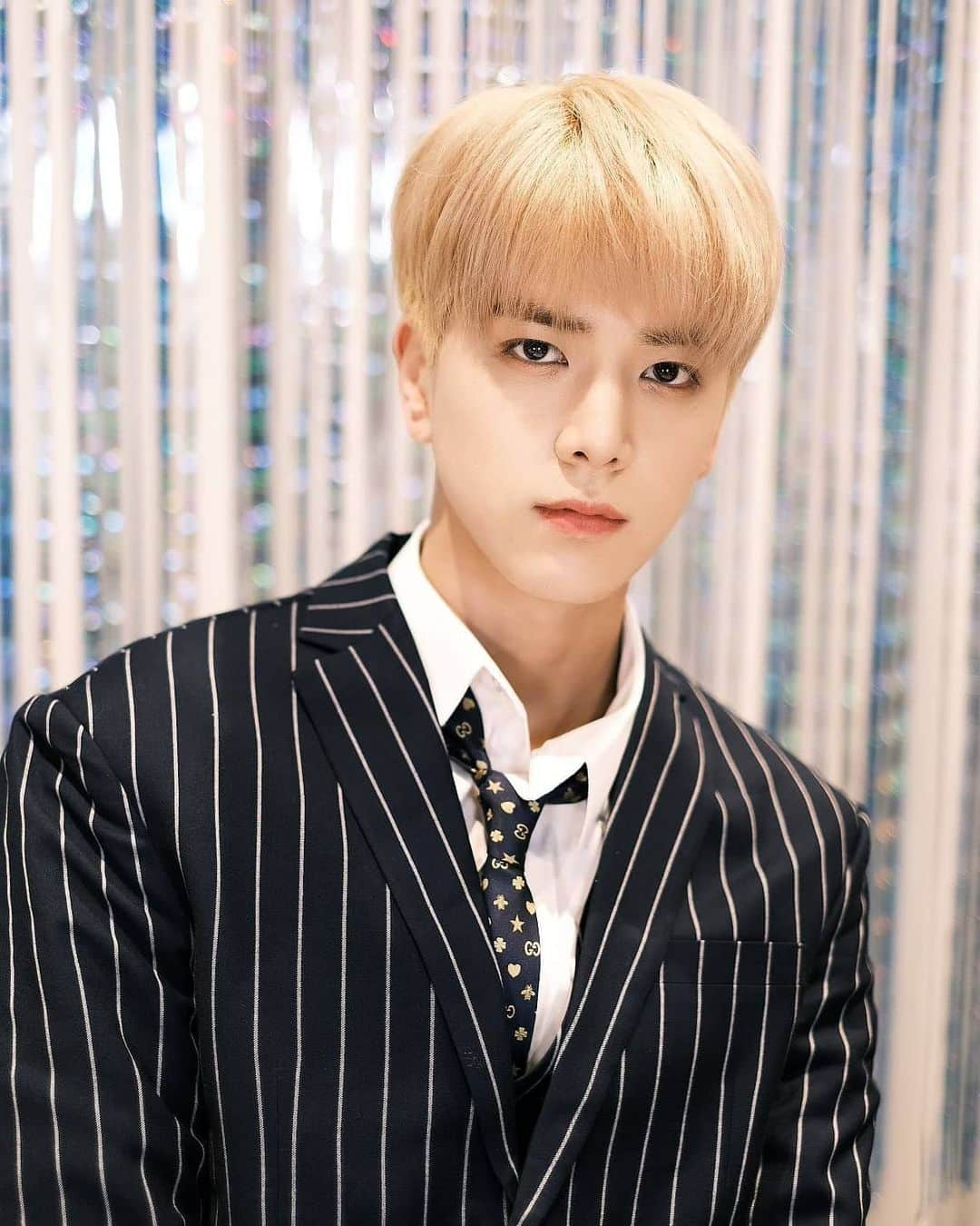 ヨンフンさんのインスタグラム写真 - (ヨンフンInstagram)「금발 🥰 blonde younghoon 😄 #THEBOYZ #더보이즈 #YOUNGHOON #영훈」1月23日 10時39分 - younghoon.theboyz