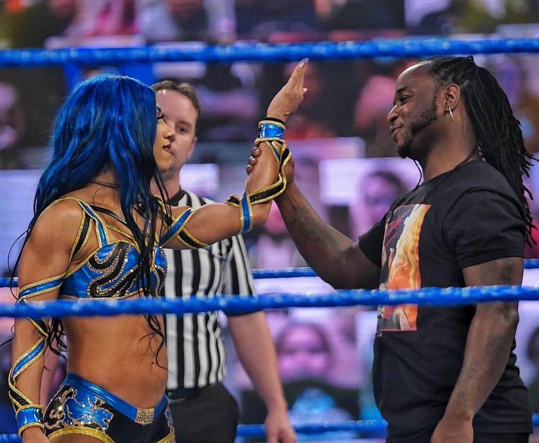 WWEさんのインスタグラム写真 - (WWEInstagram)「@sashabankswwe finally gets some revenge on @reginald.wwe!! #SmackDown @carmellawwe」1月23日 11時16分 - wwe