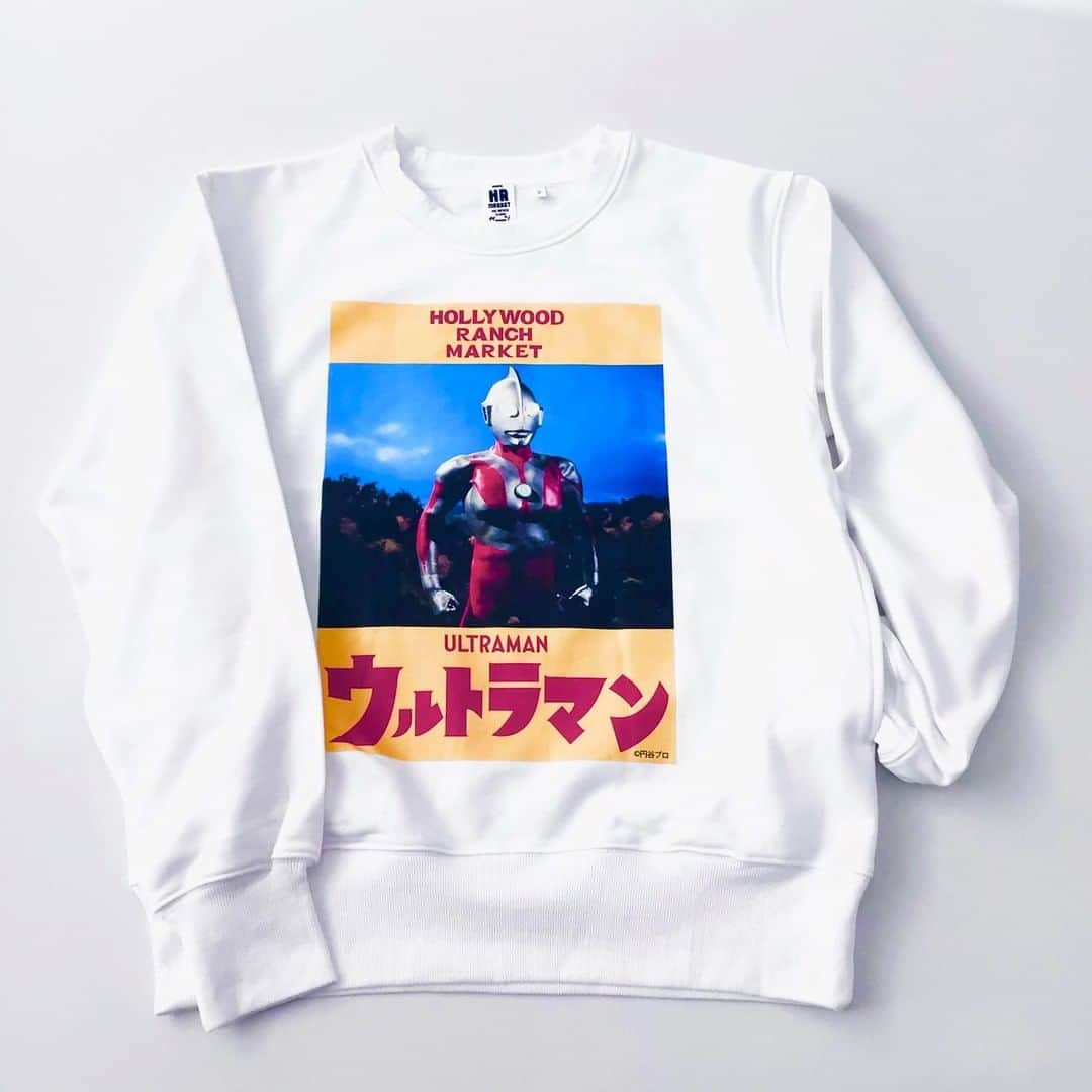 円谷プロダクションさんのインスタグラム写真 - (円谷プロダクションInstagram)「【ウルトラマン・HOLLYWOOD RANCH MARKET】  👕ウルトラマン HRM ポスター クルーネック スウェット  size： 　S　着丈 61cm／胸囲 103cm／裄丈 83cm 　M　着丈 63cm／胸囲 108cm／裄丈 86cm 　L　着丈 66cm／胸囲 113cm／裄丈 88cm 　XL　着丈 68cm／胸囲 118cm／裄丈 91cm material：本体:綿85% ポリエステル15%　リブ部分:綿95% ポリウレタン5% price：ALL￥12,000+TAX  HOLLYWOOD RANCH MARKETから懐かしい初代ウルトラマンの スウェットが登場！  フロントは当時の映画のポスターを彷彿とさせるデザイン✨ バックには小さめのウルトラマンロゴがさりげなく入り、 シンプルながらインパクトがある一着☆ 11.6ozの裏毛スウェット素材を使用。便利な腰ポケット付！  商品詳細・お問い合わせ下記より https://www.hrm-eshop.com/shop/g/g7000853370304/ ＠hollywood_ranch_market  #ウルトラマン #hollywoodranchmarket #トレーナー #レトロ #ultraman #おしゃれ #fashion #design #かわいい  #冬服 #ハリウッドランチマーケット  #服  #ファッション」1月23日 11時30分 - tsuburayaprod