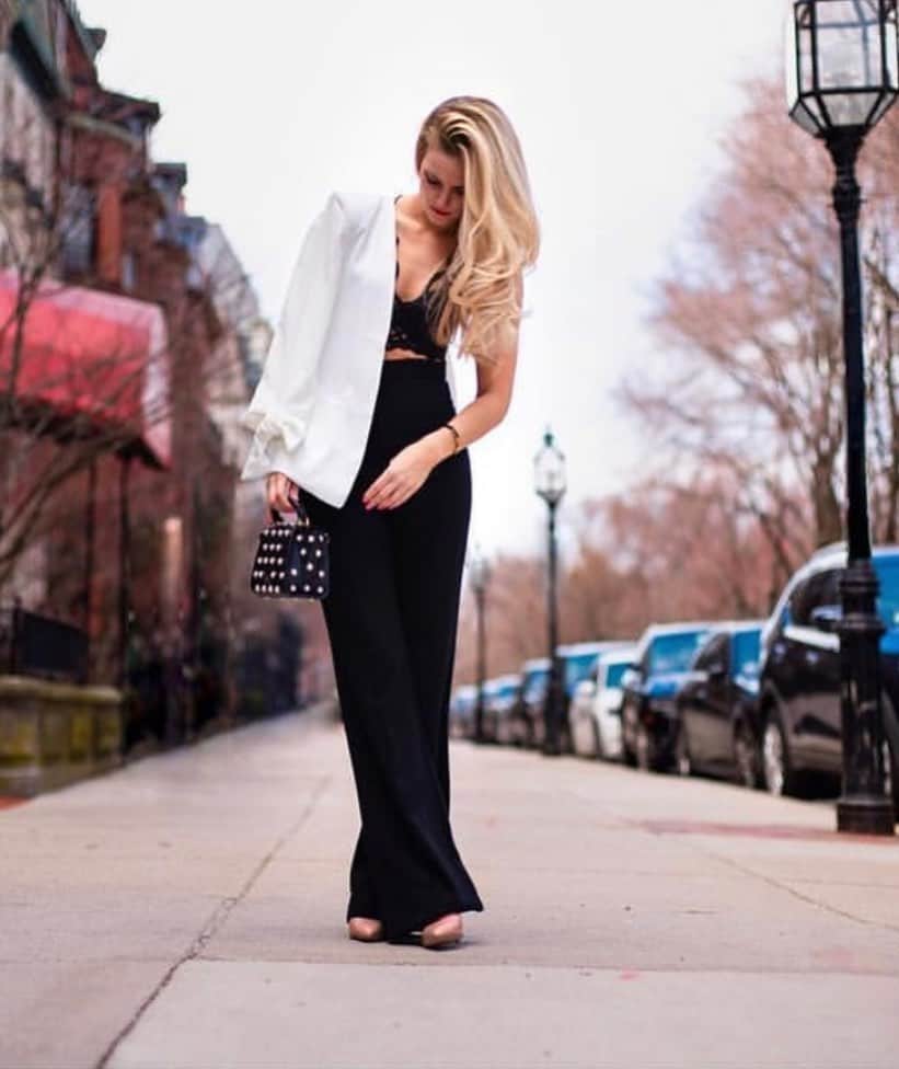 ブラックハローのインスタグラム：「Style Spotlight // Our Isabella Pant just might be your new favorite pant. Head over to our story to learn more about our best selling pant // #BHStyle」