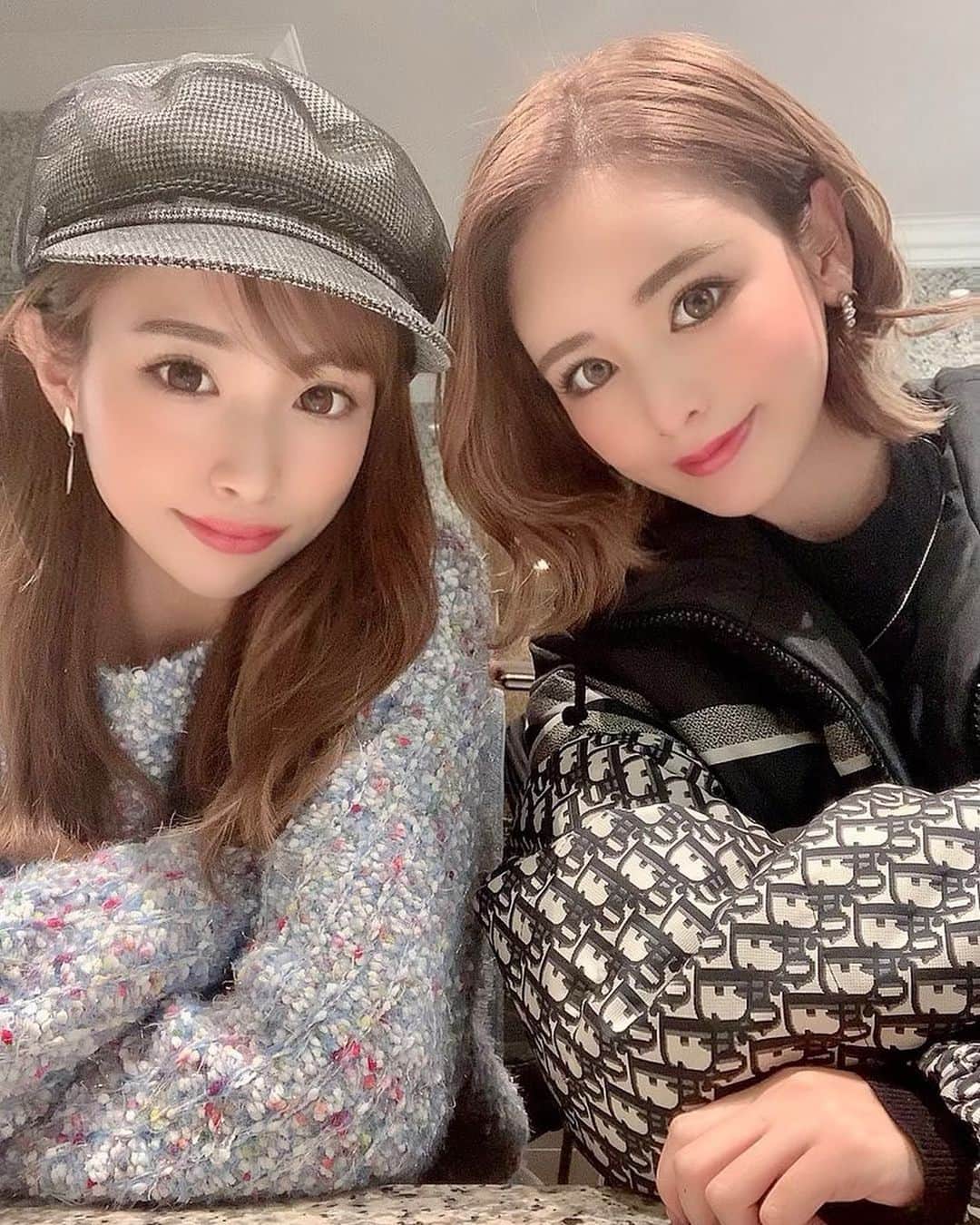 姫奈のインスタグラム：「. . この間のやーつ🌸🌸 . そうくんとれいくんが 3月で２歳になるとか考えられんなぁ🥺 すくすく成長してくれて幸せやけど ちょっぴり寂しさもある🥺😢♡ 三月の誕生日会どうするるるる？笑 . . . #男の子ママ #1歳10ヶ月男の子」