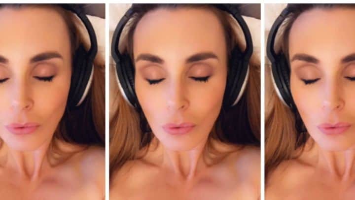 ターニャ・テイトのインスタグラム：「Tanya Tate Guided Meditation.  Close your eyes, relax and listen to my voice.    Would you like to hear more of me in this capacity ?   Do you find my British female voice relaxing ?」
