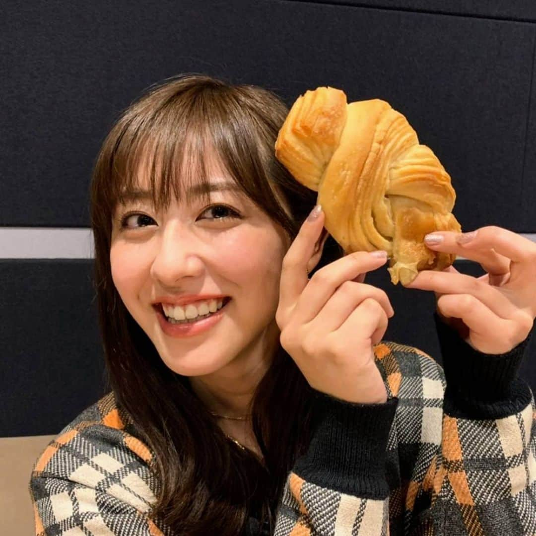 女子アナウンサーまとめさんのインスタグラム写真 - (女子アナウンサーまとめInstagram)「ちはるさん♪  #斎藤ちはる #chiharusaito #アナウンサー #女子アナ #テレビ朝日 #announcer #tvasahi #日本 #japanese #美人 #美女 #かわいい #可愛い #カワイイ #kawaii #笑顔 #smile #モデル #model #乃木坂46 #nogizaka46」1月23日 21時52分 - announcer_japan_