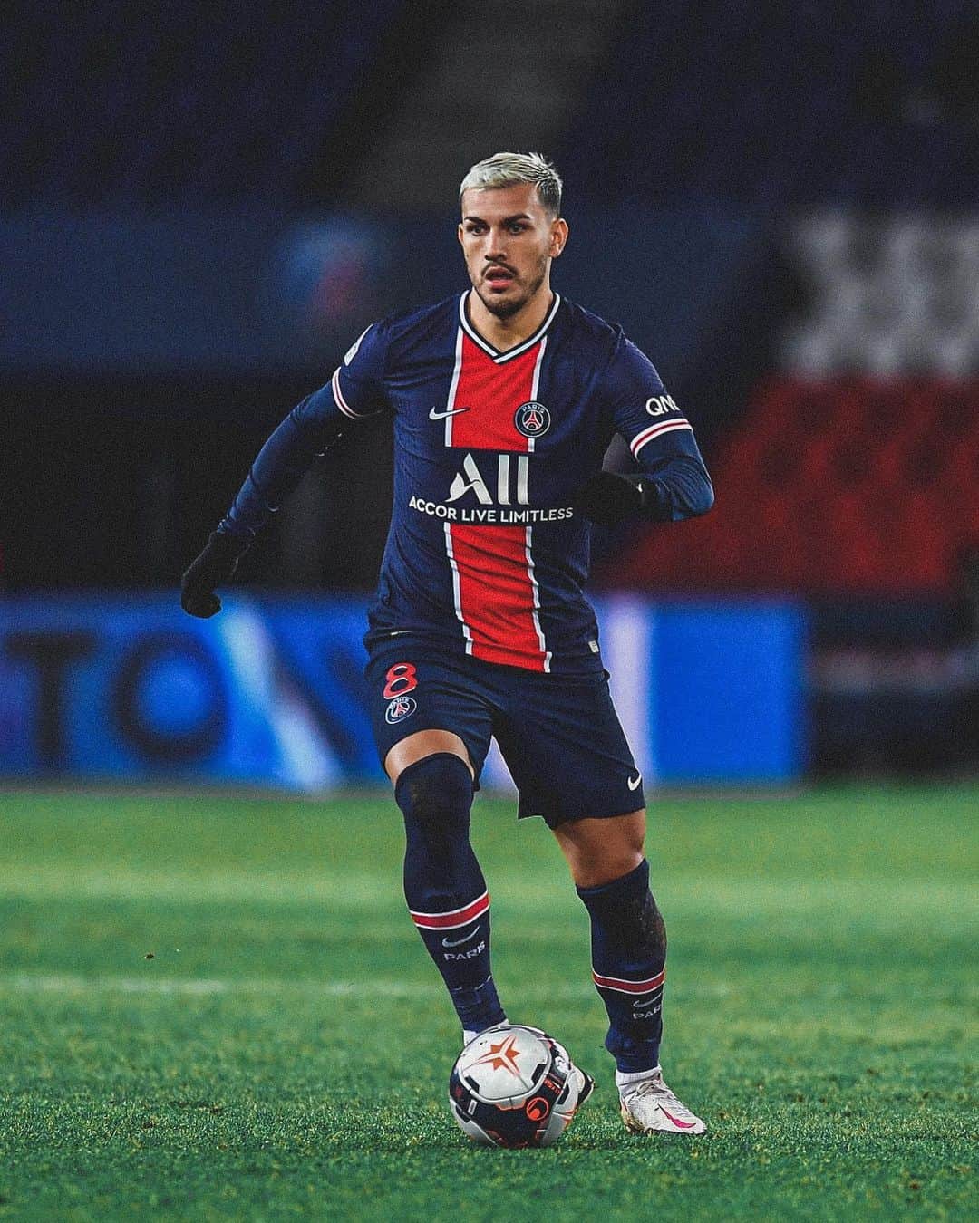 レアンドロ・ダニエル・パレデスのインスタグラム：「Gran victoria equipo 👏🏽❤️💙」