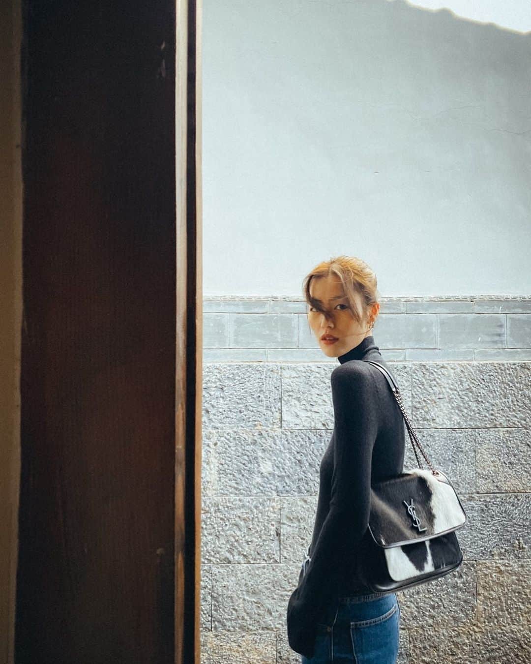 リウ・ウェンのインスタグラム：「An afternoon」