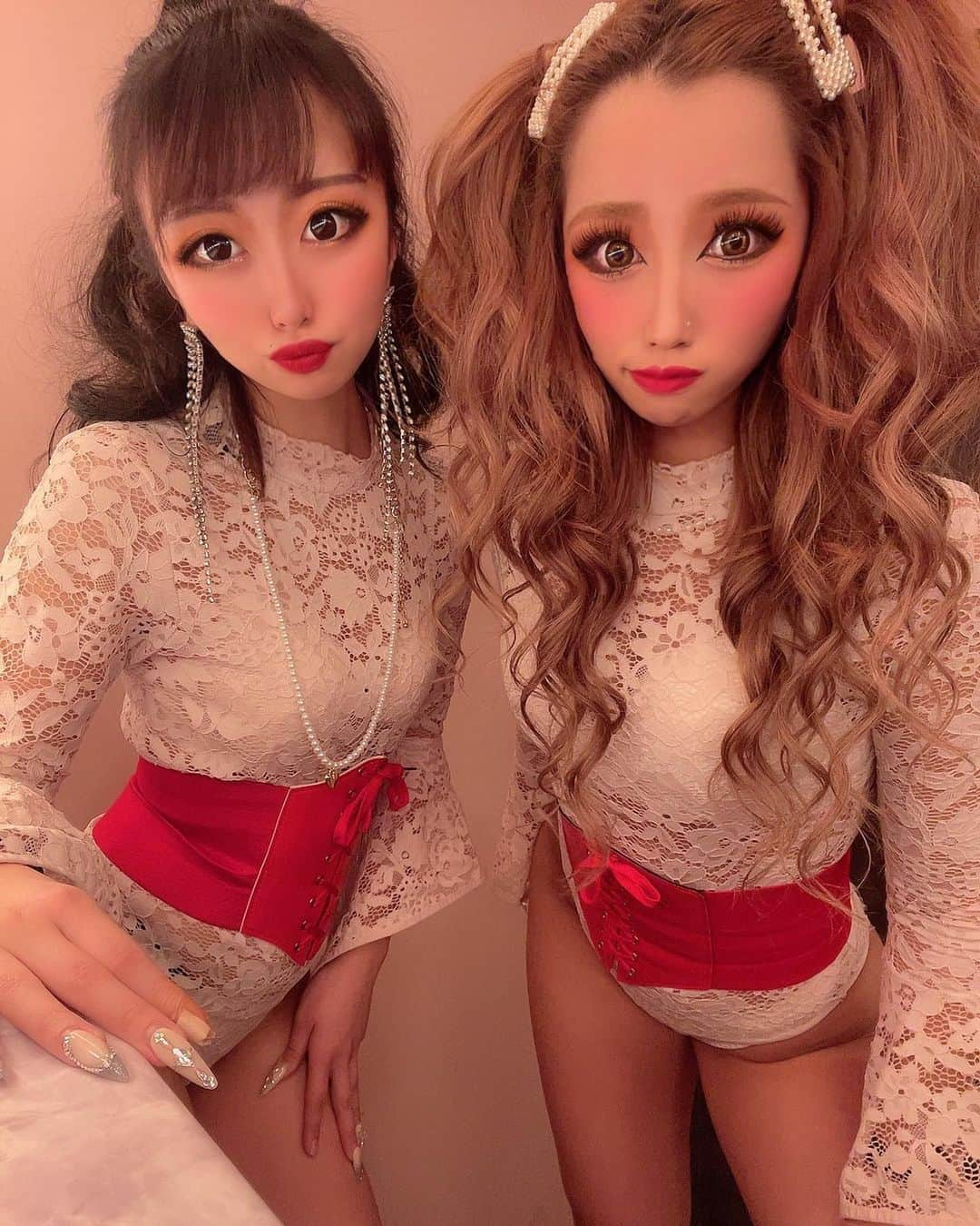 Momokaさんのインスタグラム写真 - (MomokaInstagram)「ひっっっっさびさにゆかと ペアでした👯‍♀️💟最年少と ペア組むと歳の差感じる🥺 楽しかったねゆかちん⭕️  金曜日はご来店くださった お客様ありがとう ございました🧸💙🧸💙 本日土曜日23日はお休み いただいております🙏🙏  この衣装働いてから 初めて着たけど可愛い💖😍  #札幌新名所 #ウタゲサッポロ #札幌クラブ #クラブ #ナイトクラブ #札幌 #すすきの #夜遊び #クラブ #utagesapporo #newopen #susukino #sapporo #hokkaido #nightclub #nightout #nightlife #allmix #club #party #event #gogodancer #ギャル」1月23日 22時19分 - momoka__utage