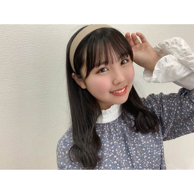 古舘葵のインスタグラム：「✿  最近ウェーブ巻き練習中です、、😳 難しい🥲 ちゃんと巻けてるかな〜💭  #ngt48 #アイドル#idol#カチューシャ#ウェーブ巻き #04line」