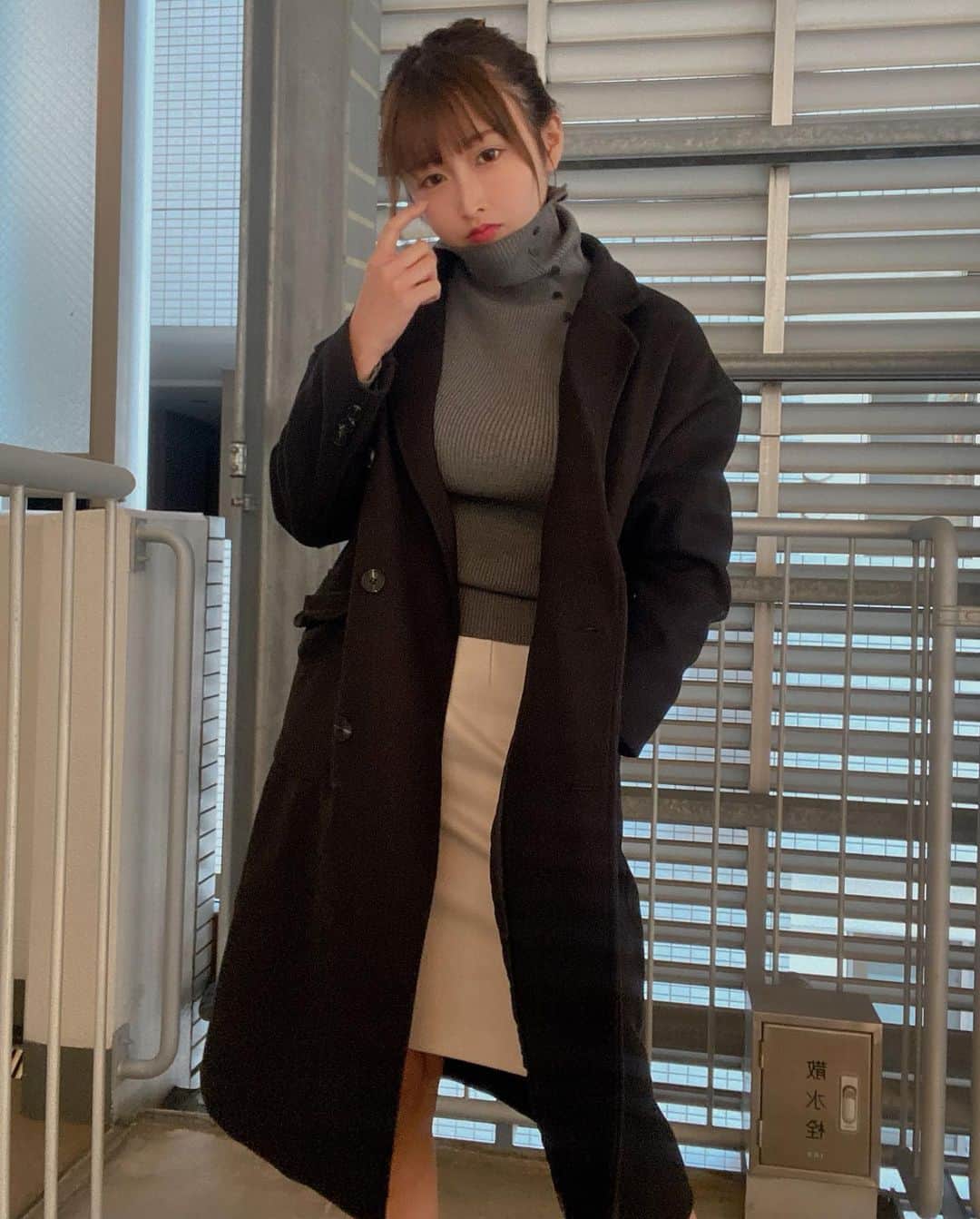 いとうさやかさんのインスタグラム写真 - (いとうさやかInstagram)「@beep_ss  オーバーサイズの型ゴツいコート流行ってるし可愛いよなあ なんか古着っぽいの最近ハマってる  #今日も服着てる #しかも上着も着てる　#意外　#beep #韓国服」1月23日 16時22分 - unpai_3