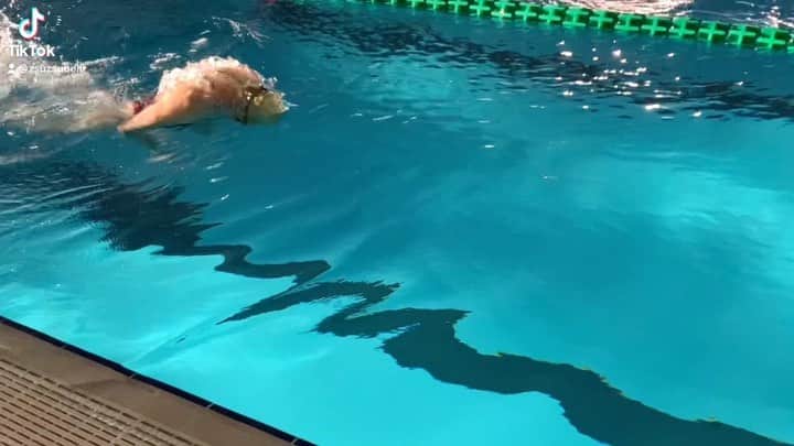 ズザンナ・ヤカボスのインスタグラム：「some basic drills for the weekend 🏊🏼‍♀️ what is your favorite stroke? . . . . . #swim #swimming #drills #doyourdrills #athlete #swimmer #sport #fit #training #practice #swimmingpool #water #hellenergy #ineedenergy #hellcoffee #promocio #swimmerslife #pooldeck #pool #getfit #getfitstayfit #healthylifestyle #bikini #swimwear #swimsuit #workout #workoutmotivation #workoutroutine #getitdone」