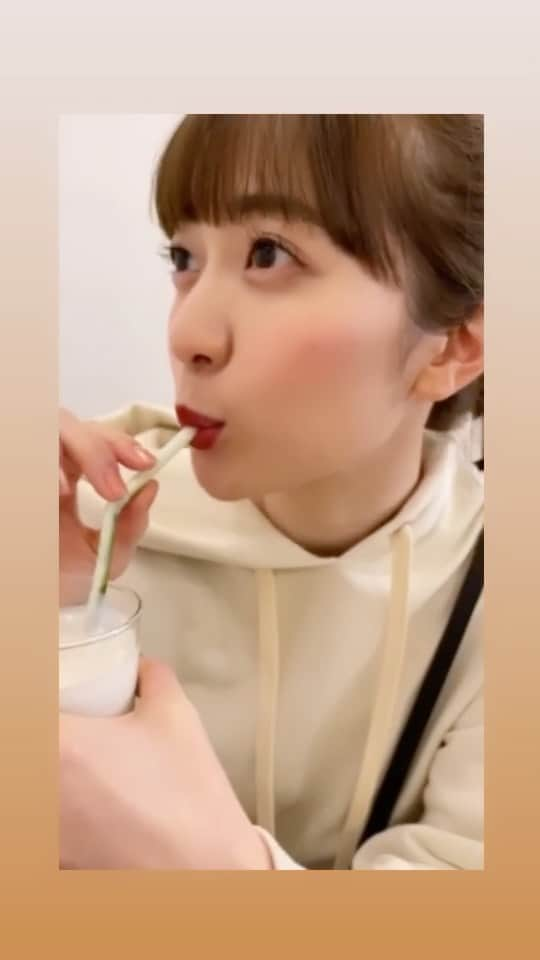 農海姫夏のインスタグラム：「カフェデート風のリール😂 バナナスムージー抹茶飲んだ🌱 ・ ・ #リール」