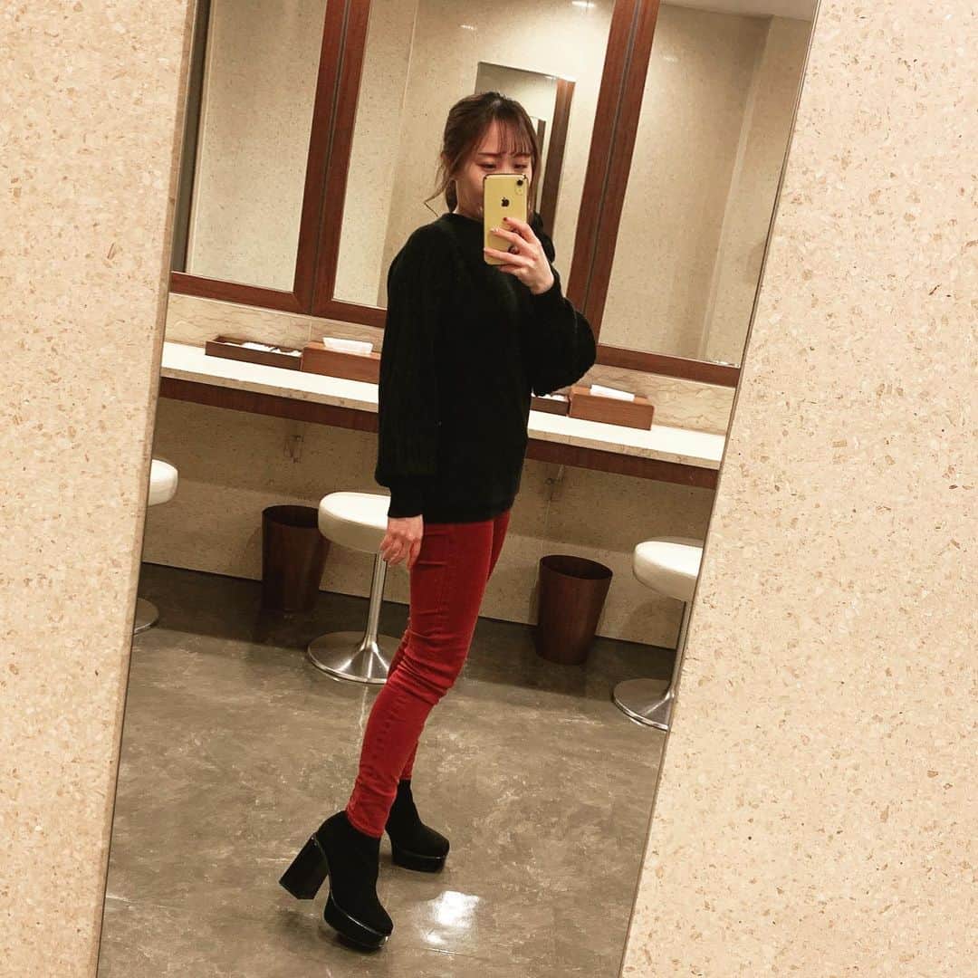 鶴見虹子のインスタグラム：「🆕👞」