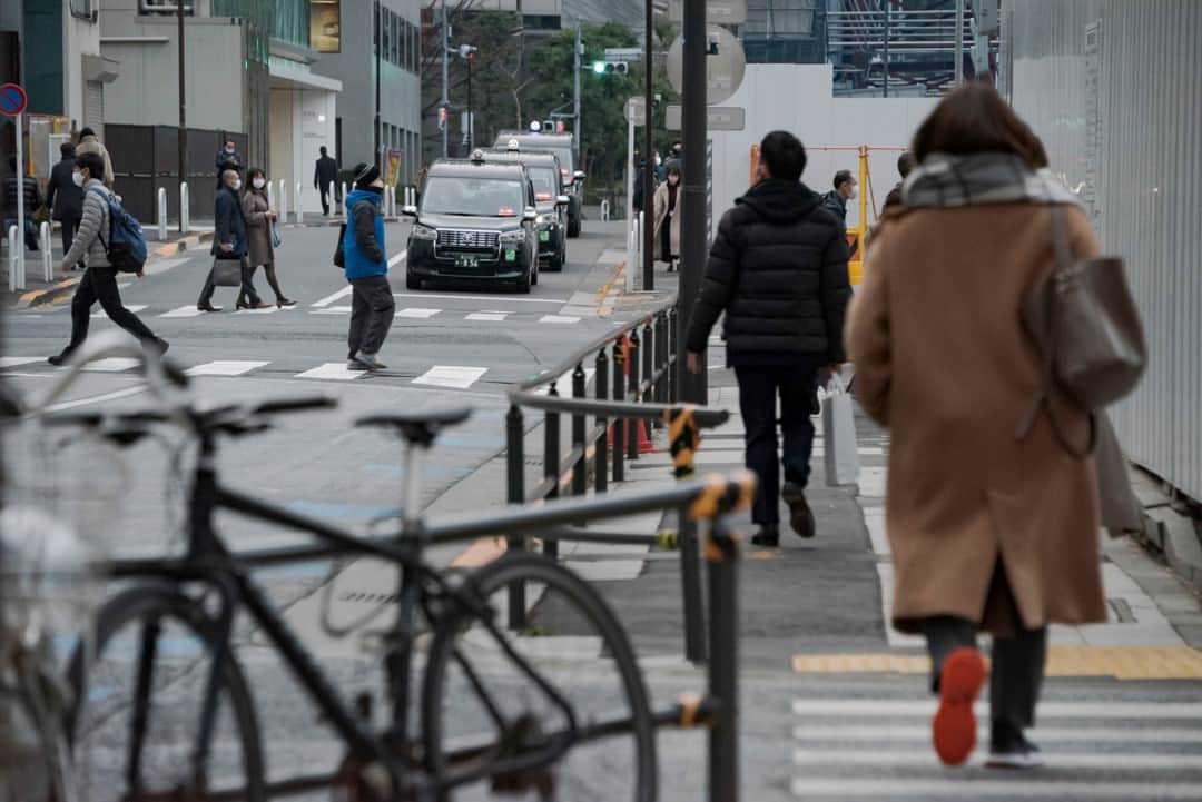 のインスタグラム：「「虎ノ門 ／Toranomon(2021.1.6撮影)」最寄り駅：虎ノ門ヒルズ駅  #再開発  #新駅　#新橋　#神谷町　#港区　#日比谷線　#オフィス街 #tokyotokyo #tokyogram #moodygrams #jp_gallery #ptk_japan #gdayjapan #realtokyo #beautifuldestinations #tokyojapan #instatokyo #loves_nippon #phos_japan #bestjapanpics #cooljapan #japan_of_insta #photo_jpn #illgrammers　 #景色 #東京 #Tokyo #东京 #도쿄 #tokyogood」