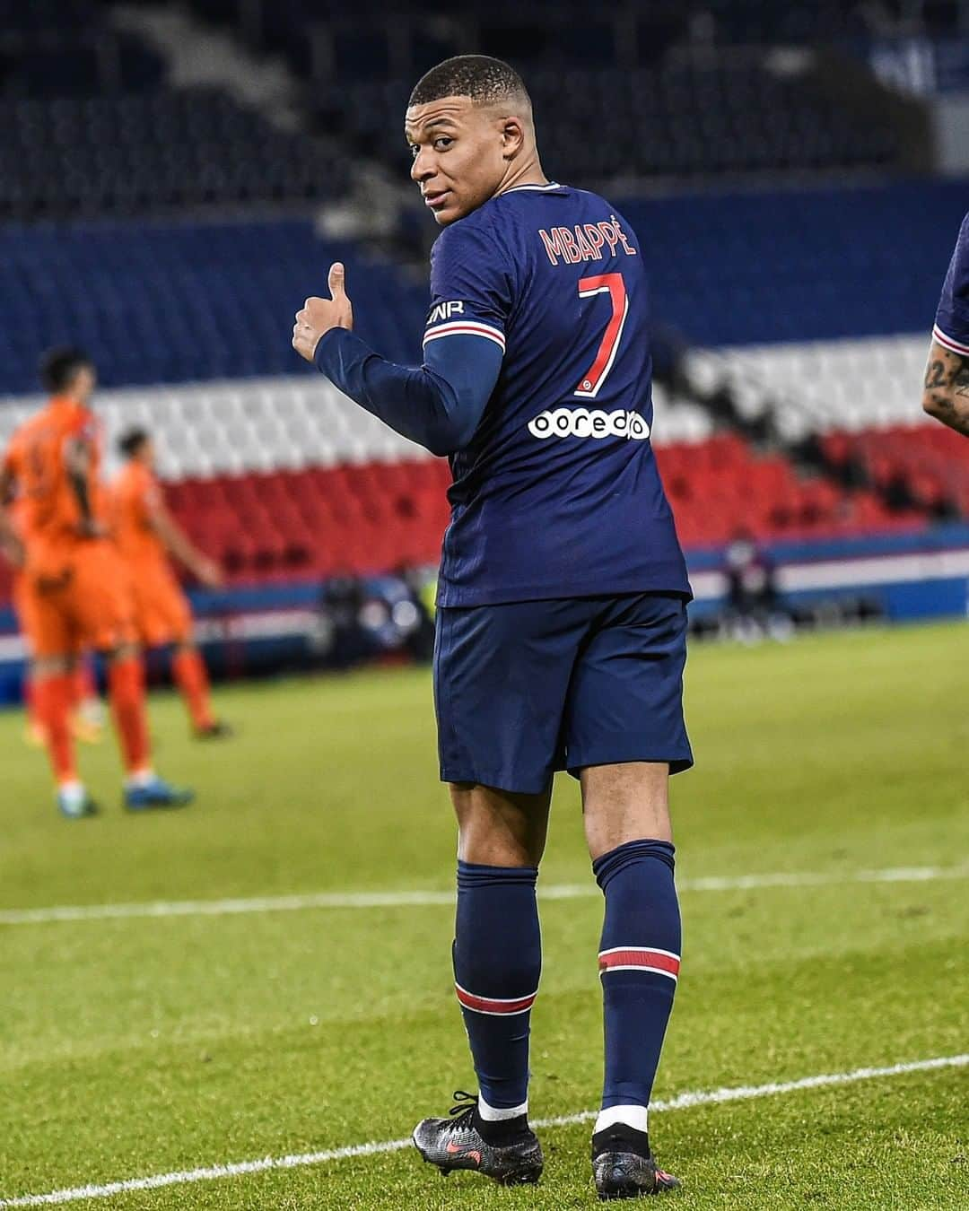 パリ・サンジェルマンFCさんのインスタグラム写真 - (パリ・サンジェルマンFCInstagram)「A brace for @k.mbappe 😬 Un doublé pour #KylianMbappé 😬 . #PSGMHSC #PSG #ParisSaintGermain #Paris #Football #Montpellier #Ligue1 #France」1月23日 17時09分 - psg