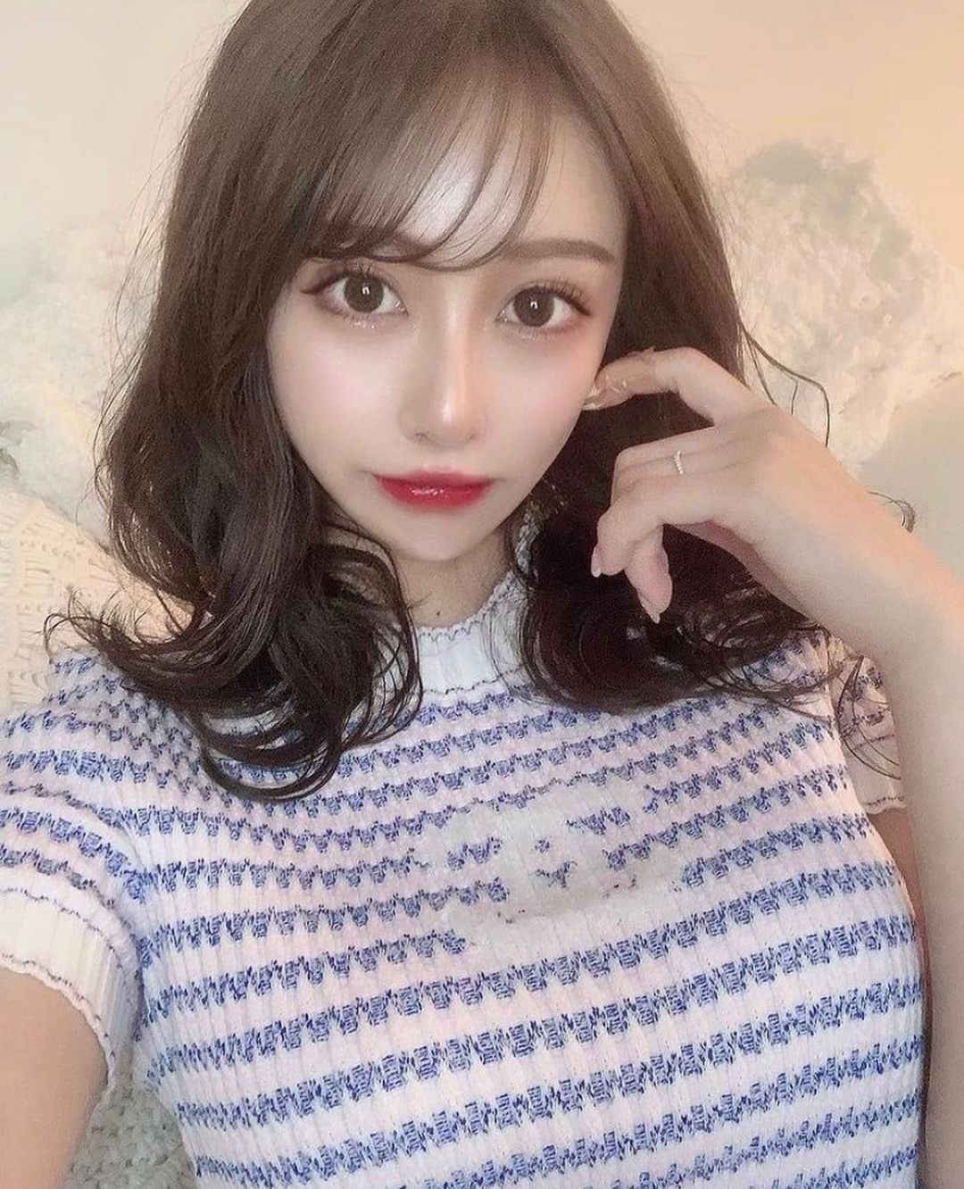 神出鬼没の【キャバ図鑑】さんのインスタグラム写真 - (神出鬼没の【キャバ図鑑】Instagram)「【やはりレベチな北新地🥺💓】 ㅤㅤㅤㅤㅤ This is Japanese night culture🇯🇵💫 Introducing Japanese famous hostess👗 Plz "follow me" , "like" and "Share" 💋 ㅤㅤㅤㅤㅤ 全国各地の夜の世界🦋で活躍されている、美を極めた名実共にトップクラスの美女をご紹介するアカウント 【💋キャバ図鑑💋】< @cabazukan >です✨ ㅤㅤㅤㅤㅤ ✳︎────────────────✳︎ 今回ご紹介させて頂きますのは 大阪(Osaka) 北新地(Kitashinchi) の 「某キャバクラ店」在籍の * あんな * ちゃん @annatangram_ です😍✨ ✳︎────────────────✳︎ ⚠️アカウント内の 他のキャスト様もココから< @cabazukan >見てね👗✨⚠️ ㅤㅤㅤㅤㅤ こちら、北新地「 某キャバクラ店 」さん🕋から、お人形さんのような可愛さのキャスト様💓あんなちゃんの一枚📸✨ ↪︎ @annatangram_ 95  ㅤㅤㅤㅤㅤ 性格は元気で明るいタイプで、周りからは天真爛漫とよく言われるあんなちゃん🥺💓 お酒は好きだけど、相手に合わせてワイワイ飲みもしっとり飲み物いけちゃうオールラウンダー😘🥂 ↪︎ @annatangram_  ㅤㅤㅤㅤㅤㅤㅤ 今はコロナの影響をもろに受けているため、「さっさとコロナ終わってくれ。」とのことです🙄笑 お店の情報はあんなちゃん本人へお問い合わせ下さい💋✨ ↪︎ @annatangram_ ㅤㅤㅤㅤㅤㅤㅤ ㅤㅤㅤㅤㅤㅤㅤㅤㅤㅤ ⚠️アカウント内の 他のキャスト様もココから< @cabazukan >見てね👗✨⚠️ ※インスタ以外の方はコチラ↓ https://www.instagram.com/cabazukan/ ㅤㅤㅤㅤㅤ ◤◢◤◢◤◢◤◢◤◢◤◢◤◢◤◢◤◢◤◢ リポスト希望のキャスト様、 フォロー&タグ付け🏷 < @cabazukan > して頂けると気付きやすいので 宜しくお願い致します！ ◤◢◤◢◤◢◤◢◤◢◤◢◤◢◤◢◤◢◤◢ ──────────────── ©︎produced by @terry0404ht  # ぶっ飛びテリー会長  フォローしてもらえると更新頑張れます🚀 ──────────────── ㅤㅤㅤㅤㅤ ㅤㅤㅤㅤㅤ ㅤㅤㅤㅤㅤ ㅤㅤㅤㅤㅤ 【# キャバ図鑑, # 推し嬢 】 # 指名するならキャバ図鑑  #asiangirls #ナチュラルメイク  #田中みな実  #ぶりっこ #バレンタインデー  #緊急事態宣言 #不倫  #北新地キャバクラ #北新地キャバ嬢  #ケツスタグラム #北新地グルメ #japanesegirl #心斎橋カフェ  #裏垢女子 #ナビスタ  ㅤㅤㅤㅤㅤ #愛人 #夜遊び  #creampie #巨乳  #パパ活 #美乳  #領域展開 #av女優  #浮気 #パンチラ  #pussycat #美尻 #デリヘル嬢  #谷間 # adultery  ㅤㅤㅤㅤㅤㅤㅤㅤㅤㅤ  ──────────────── ©︎produced by @terry0404ht  # ぶっ飛びテリー会長  フォローしてもらえると更新頑張れます🚀 ──────────────── ㅤㅤㅤㅤㅤ ㅤㅤㅤㅤㅤ ㅤㅤㅤㅤㅤ」1月23日 17時35分 - cabazukan