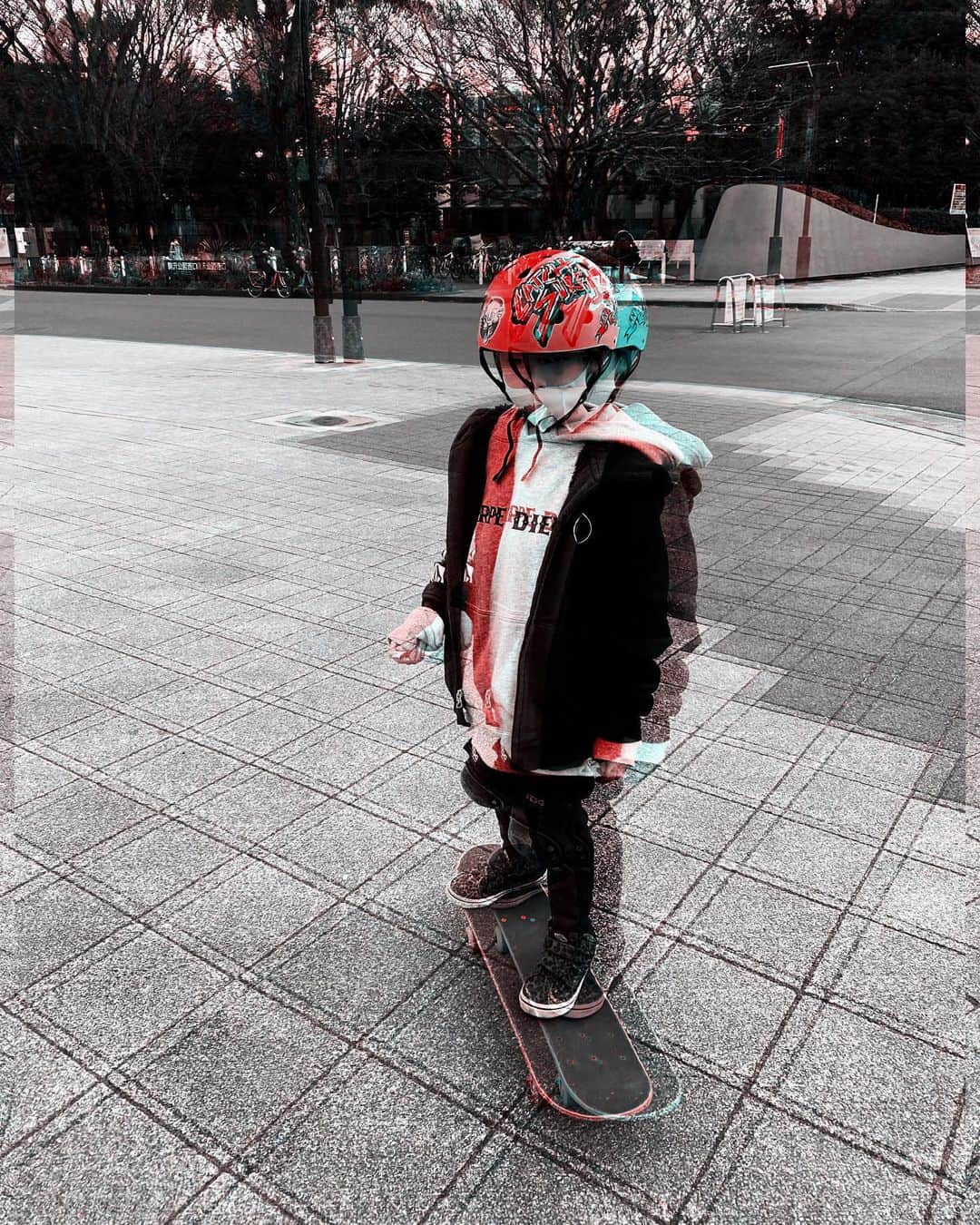 青木大輔さんのインスタグラム写真 - (青木大輔Instagram)「#kids #kidz #skatebording  #skate #skatexjiujitsu #goodvibes」1月23日 23時19分 - daisukeaoki_tiechel