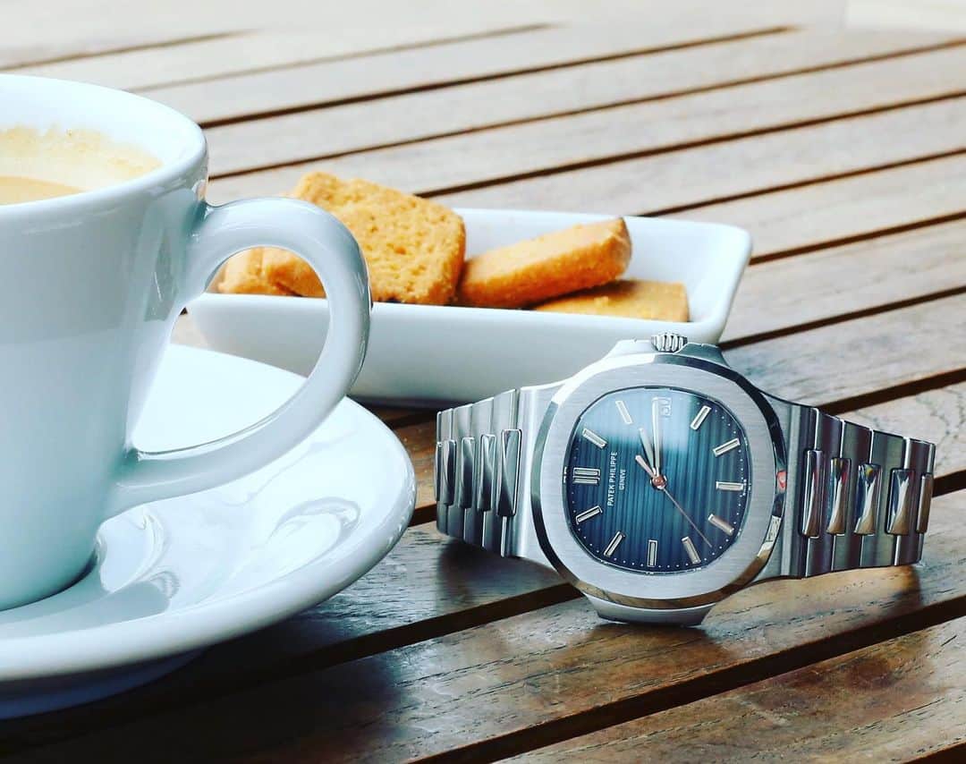 WATCHMANIAのインスタグラム：「Goodbye handsome. #5711  #patek #patekphilippe #patekphilippenautilus #patek5711 #nautilus #horology #hautehorlogerie #swiss #swisswatch #swisswatches #luxurywatches #luxurywatch #watch #watchmania」