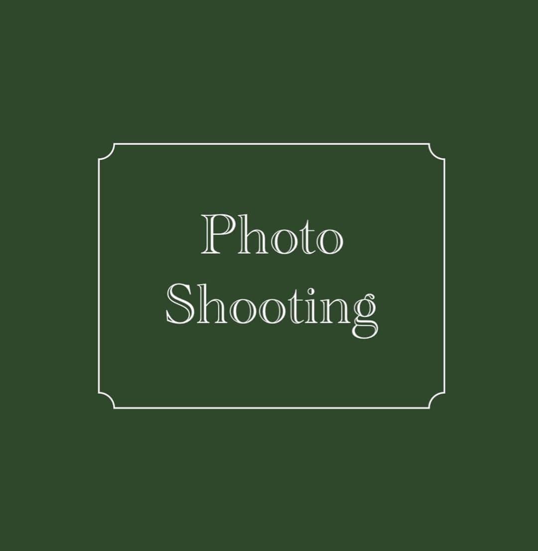 JUNOのインスタグラム：「Photo Wedding﻿﻿ ﻿﻿ これまで出会った大切な人たちと﻿﻿ 写真を通して幸せを分け合える喜び﻿。﻿ ﻿ 心高鳴るドレスを纏って、﻿ 大切な人と過ごす、一生忘れない最愛の時間﻿。﻿ ﻿ 撮影中もぜひ﻿ これまで見守ってくださったたくさんの方々に﻿ 思いを馳せながら、﻿ かけがえのない時間をお過ごしください。﻿ ﻿ 私たちスタッフが、﻿ 心を込めてお手伝いいたします。﻿ ﻿﻿ @juno_tenjin ﻿ @juno_kumamototen﻿ @juno_kokura﻿ でお申し込み頂けるフォトプランを﻿ ご用意しております﻿。﻿ ﻿﻿ それぞれのショップでしか実現できない﻿ 雰囲気やロケーションもございます。﻿ ﻿ 詳しくは HP>フォトプラン をご覧くださいませ﻿﻿ ﻿ ﻿ #lenamedoyeff﻿﻿﻿ #viktorandrolfmariage﻿﻿﻿ #inesdisanto﻿﻿﻿﻿ #MARCHESA﻿﻿﻿﻿ #antonioriva﻿﻿﻿﻿ #naeemkhan﻿﻿﻿﻿ #inmaculada﻿﻿﻿﻿ #kennethpool﻿﻿﻿﻿ #zacposen﻿﻿﻿﻿ #juno﻿﻿﻿﻿ #junowedding﻿﻿﻿﻿ #wedding﻿﻿﻿﻿ #weddingdress﻿﻿﻿﻿ #ジュノ﻿﻿﻿﻿ #ウエディング﻿﻿﻿﻿ #ウェディング﻿﻿﻿﻿ #ウエディングドレス﻿﻿﻿﻿ #ウェディングドレス﻿﻿﻿﻿ #ドレス﻿﻿﻿﻿ #プレ花嫁﻿﻿﻿﻿ #2021春婚﻿﻿﻿﻿ #2021夏婚﻿﻿﻿﻿ #2021秋婚﻿﻿﻿﻿ #福岡花嫁﻿﻿﻿﻿ #東京花嫁﻿﻿﻿﻿ #九州花嫁﻿﻿﻿﻿ #関東花嫁﻿ #フォト婚﻿ #フォトウエディング福岡﻿ #フォトウエディング」