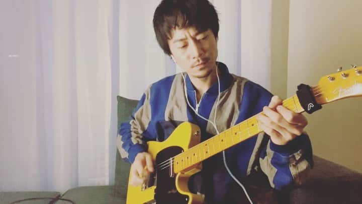 赤頭隆児のインスタグラム：「#machigaisagashinokuni #frederic #guitar #instaguitar #guitarstagram #guitarsolo #fender #telecaster  guitar @mobydick_co.ltd」