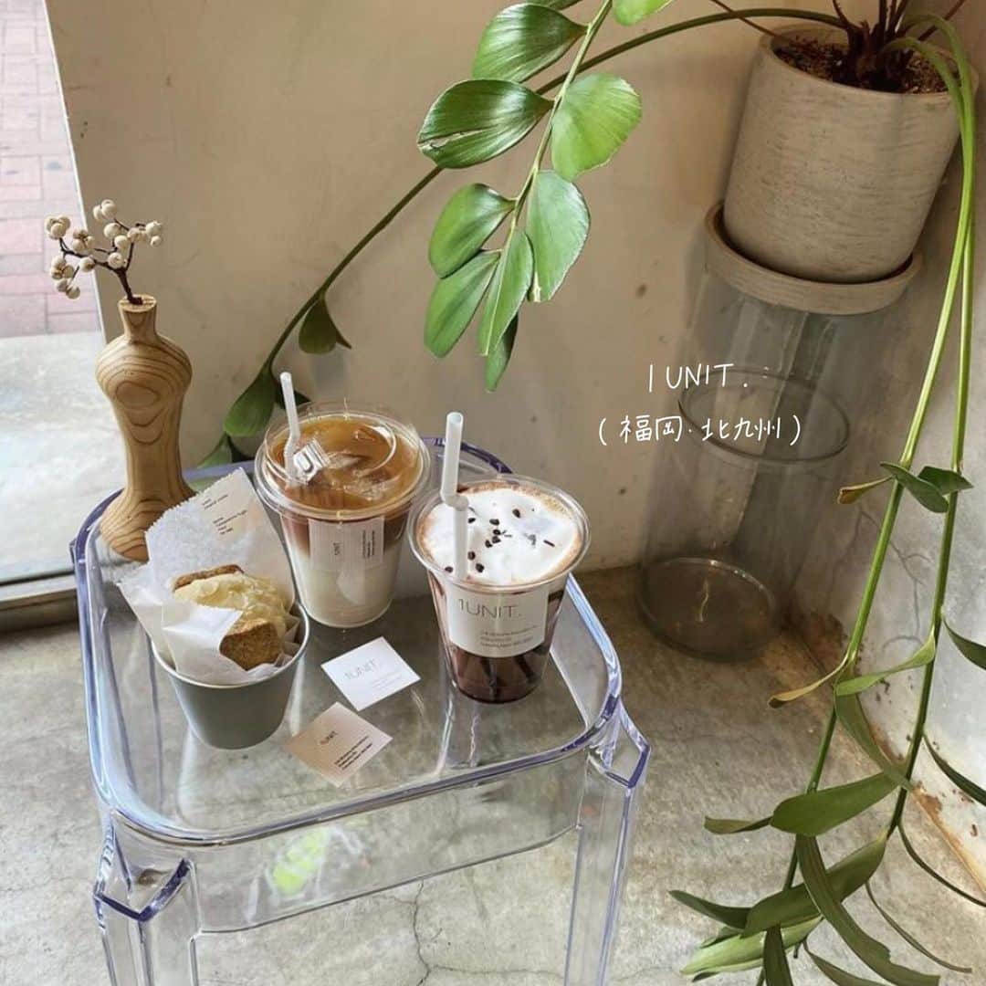 ハルハルさんのインスタグラム写真 - (ハルハルInstagram)「日本にもあった☕️韓国っぽカフェ8選🇰🇷  あんにょん！ ハルハル編集部のみみちゃんですꪔ̤̮ ♡  今回ご紹介するカフェはこちらです🍰🍴  ┈┈┈┈┈┈┈┈┈┈┈┈┈┈┈┈┈┈┈  📍1UNIT.（ @1unit ） 福岡県北九州市小倉北区浅野2-8-38 🚃小倉駅より徒歩4分 ⌚Instagramにて随時告知  ┈┈┈┈┈┈┈┈┈┈┈┈┈┈┈┈┈┈┈  📍.S （ @dot.s_coffee ） 京都府京都市左京区岡崎南御所町20−1  🚃東山駅より徒歩8分 ⌚9:00～18:00  ┈┈┈┈┈┈┈┈┈┈┈┈┈┈┈┈┈┈┈  📍Cafe Hush（ @cafe_hush ） 京都府京都市山科区竹鼻外田町8 エスポワール京都1F  🚃山科駅より徒歩7分 ⌚11:00～19:00 (L.O. 18:30)  ┈┈┈┈┈┈┈┈┈┈┈┈┈┈┈┈┈┈┈  📍MODEROBE（ @mode_robe_cafe ） 大阪府大阪市西区南堀江1-22-1  🚃西大橋駅より徒歩4分 ⌚11:00〜20:00  ┈┈┈┈┈┈┈┈┈┈┈┈┈┈┈┈┈┈┈  📍BOOKANDBEDTOKYO®︎（ @bookandbedtokyo ） 大阪府大阪市中央区東心斎橋1-19-11 ウナギダニスクエア 3F  🚃心斎橋駅より徒歩1分 ⌚11:00～20:00  ┈┈┈┈┈┈┈┈┈┈┈┈┈┈┈┈┈┈┈  📍D&DEPARTMENT TOKYO（ @d_d_tokyo ） 東京都世田谷区奥沢8-3-2   🚃九品仏より徒歩8分 ⌚12:00-19:00(L.O18:00)　水／木定休日  ┈┈┈┈┈┈┈┈┈┈┈┈┈┈┈┈┈┈┈  📍Cafe DODAM（ @dodam_cafe_ ） 大阪府大阪市西区南堀江1-22-18 ナイロンビル3F  🚃西大橋駅より徒歩2分 ⌚12:00～デザート売り切れまで  ┈┈┈┈┈┈┈┈┈┈┈┈┈┈┈┈┈┈┈  📍swimpondcoffee（ @swimpond_coffee ） 京都府京都市左京区浄土寺馬場町1-4  🚌浄土寺バス停より徒歩2分 ⌚8:00～17:00　月／火定休日  ※全て2021年1月現在の情報です。  ┈┈┈┈┈┈┈┈┈┈┈┈┈┈┈┈┈┈┈  気になるカフェはありましたか…？  ソーシャルディスタンス保ちながら カフェ巡りを楽しみたいですよね😌☁️  今は行けなくても、いつか行ける日のために たくさんのおしゃカフェ情報を保存しちゃいましょう♡  ┈┈┈┈┈┈┈┈┈┈┈┈┈┈┈┈┈┈  今回の可愛いお写真は、 以下の方からお借りしています♡ ‌ Thanks for… ‌  @amiii913 さま @fuk.13gram さま @97.shu_ さま @u__17g さま @ailoco37 さま @__nyachan95__ さま @osayu__cafe さま @mayuxox_0312 さま  #ハルスタ や #ハルハル をタグ付けしていただくと、 ハルハルの記事やInstagramに投稿させていただくために ハルハルからご連絡させていただく場合がございます  #하루스타 #하루하루 를 태그하시면 하루하루의 기사와 인스타그램에서 사용할 경우가 있습니다. 사용하기 전에 하루하루로부터 연락을 드리겠습니다.  ┈┈┈┈┈┈┈┈┈┈┈┈┈┈┈┈┈┈  #韓国 #韓国好きな人と繋がりたい #韓国好き #カフェ巡り #カフェスタグラム #韓国情報 #韓国っぽ#かぺすたぐらむ #カフェ巡り好きさんと繋がりたい #カフェ活 #おしゃれカフェ巡り #かふぇすたぐらむ #韓国カフェ #福岡カフェ #北九州カフェ #小倉カフェ #京都カフェ #左京区カフェ #山科区カフェ #大阪カフェ #堀江カフェ #心斎橋カフェ #東京カフェ #世田谷カフェ #韓国っぽカフェ」1月23日 18時48分 - haruharu_furyu