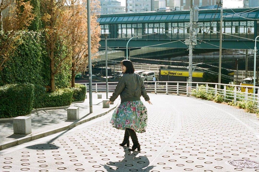 坂東希さんのインスタグラム写真 - (坂東希Instagram)「色々やりたいことがあるのだけど、何か実現できるといいな🌱 @photsuji さんとzineを作るのも一つの夢です☺️ みんなみたいかなぁ。」1月23日 18時43分 - nozomibando_official