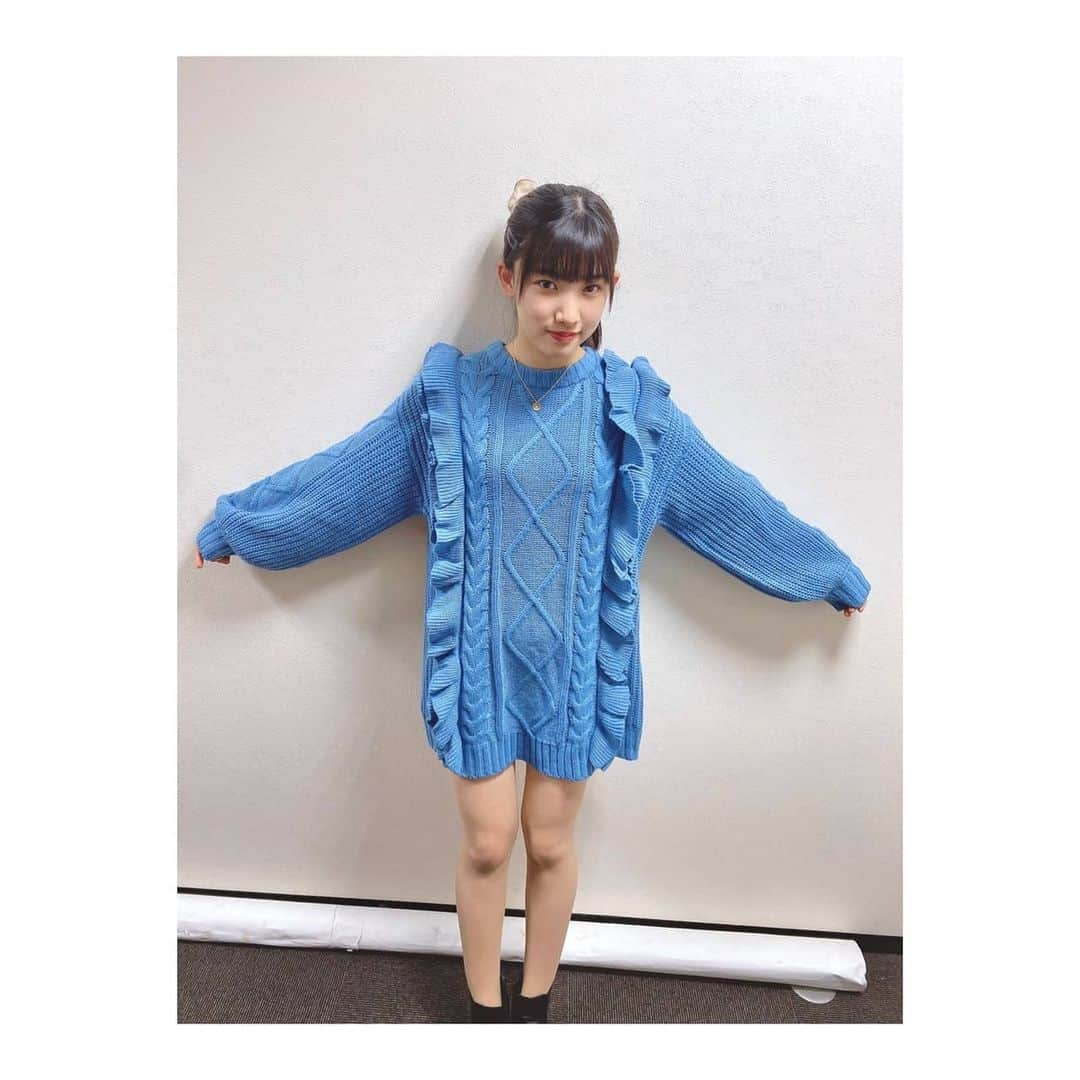 ukka【公式】さんのインスタグラム写真 - (ukka【公式】Instagram)「﻿  ﻿ 〜お気に入りのお洋服〜﻿ ﻿ ﻿ 珍しくガーリーにしてみました！！﻿ ﻿ 写真で見えずらいかもだけどリボンつけてるの〜🎀﻿ ﻿ ﻿ #ガーリー #ファッション #リボン #ネックレス #青 #ukka #芹澤もあ」1月23日 18時47分 - _ukka_official