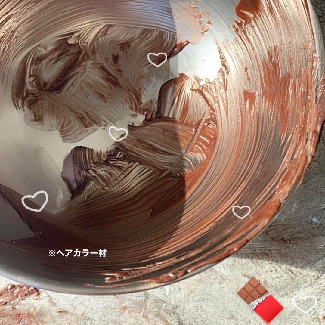 中西結梨花さんのインスタグラム写真 - (中西結梨花Instagram)「. バレンタインが近づくこの時期は、 チョコレートとかココアみたいな色を オススメしたくなります🍫🥜🥛  可愛い色を日々研究中👩🏼‍🔬💕」1月23日 19時06分 - nakanishi__yurika