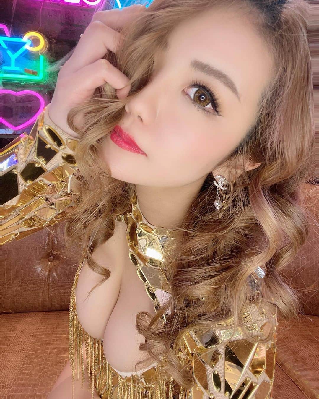 KARENのインスタグラム：「、 昨日はいいよって教えて貰った 整体に少し遠くまで行ってきました‪(*´꒳`∩)‬ なんか凄かった！ 、  #バーレスク東京 #バーレスク #バーレスク東京かれん #六本木 #ショーパブ #ショー #ダンス #burlesque #ショーガール #エンターテインメント  #burlesquetokyo #dance #roppongi #xoxo #girl #me #l4l #show #showgirl #dance #dancer #japan #japanesedancer #instagood #ダンス好きな人と繋がりたい」