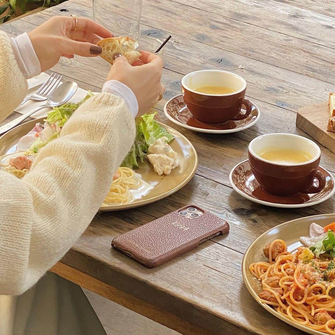 岡元優香のグルメインスタ