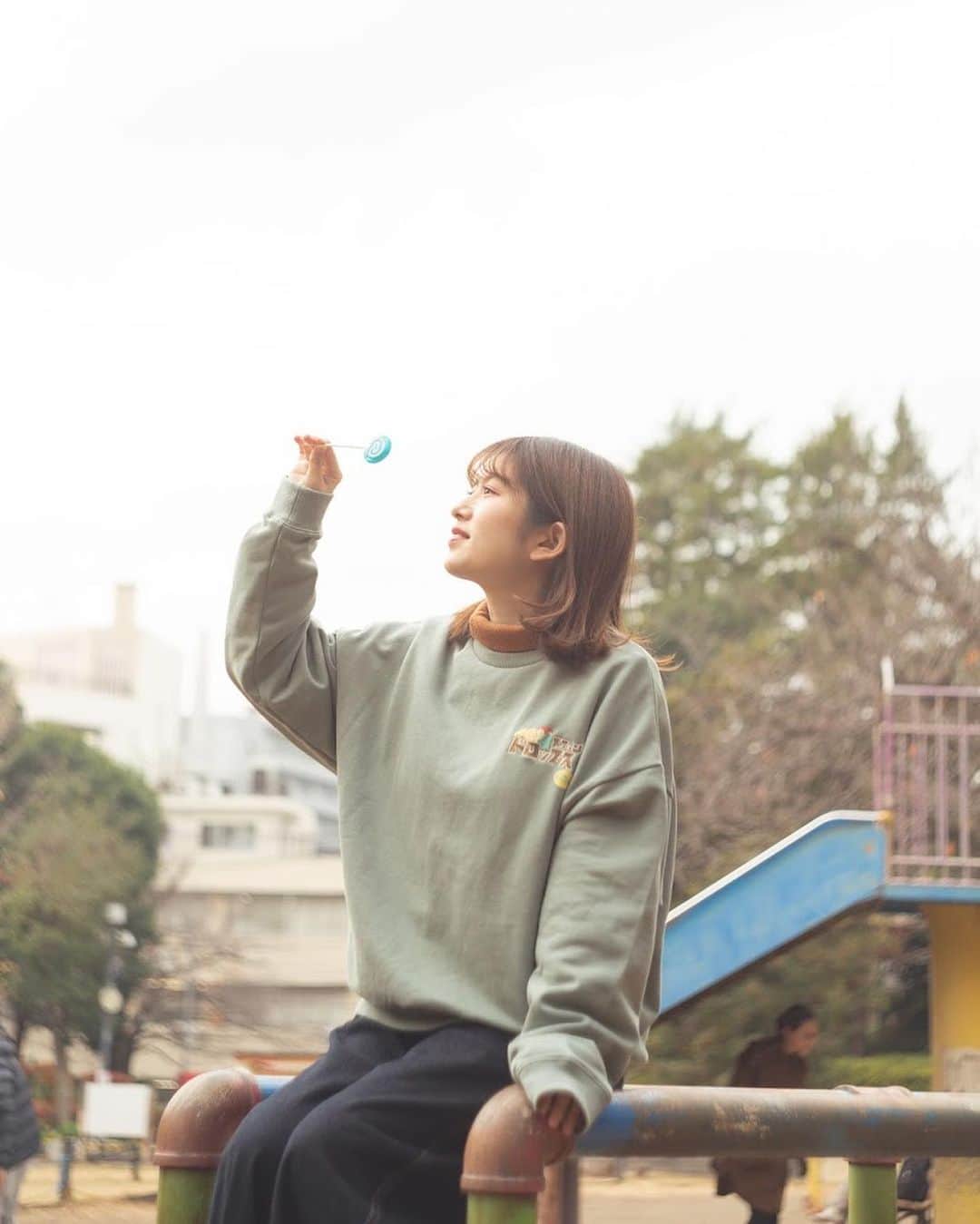 青木菜花のインスタグラム：「.﻿ .﻿ えもえも、ずっとお家にいるから載せれる写真が全然ないよ〜〜😫🌷﻿ ﻿ みんなはお家で何してるー？🤔﻿ .﻿ . #撮影データ #おうち時間」