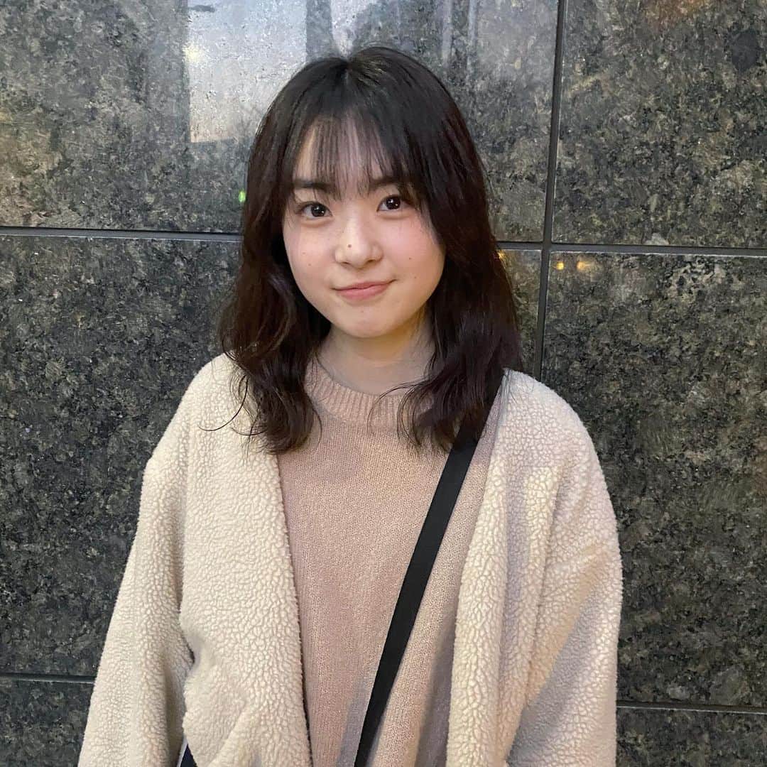 殿内虹風さんのインスタグラム写真 - (殿内虹風Instagram)「この写真は、 2020年12月中旬の私。 この日は美容院納めでしたね。 今はおうちケアを頑張ります＾＾ （新年のご挨拶からあげてなかった、、  #殿内虹風」1月23日 19時29分 - nijika_tonouchi